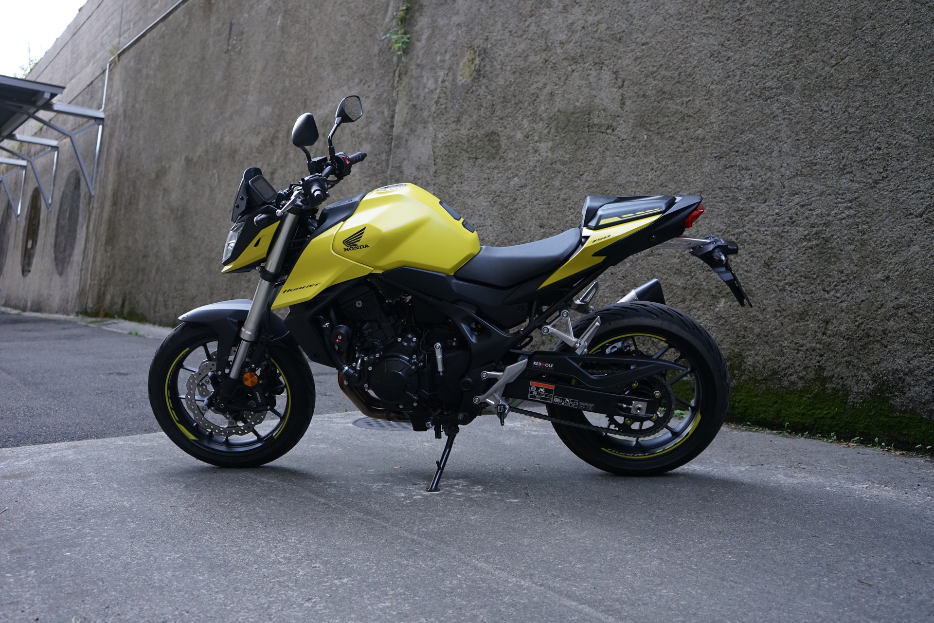 HONDA CB 750 Hornet (35kW)-image-1