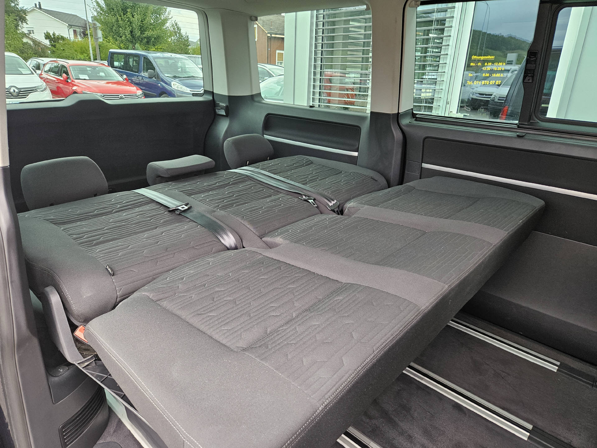 VW T6.1 Multivan 2.0 TDI 150 Comfortline DSG * Schiebetüre links und rechts * Frisch ab MFK *-showroom-element-1