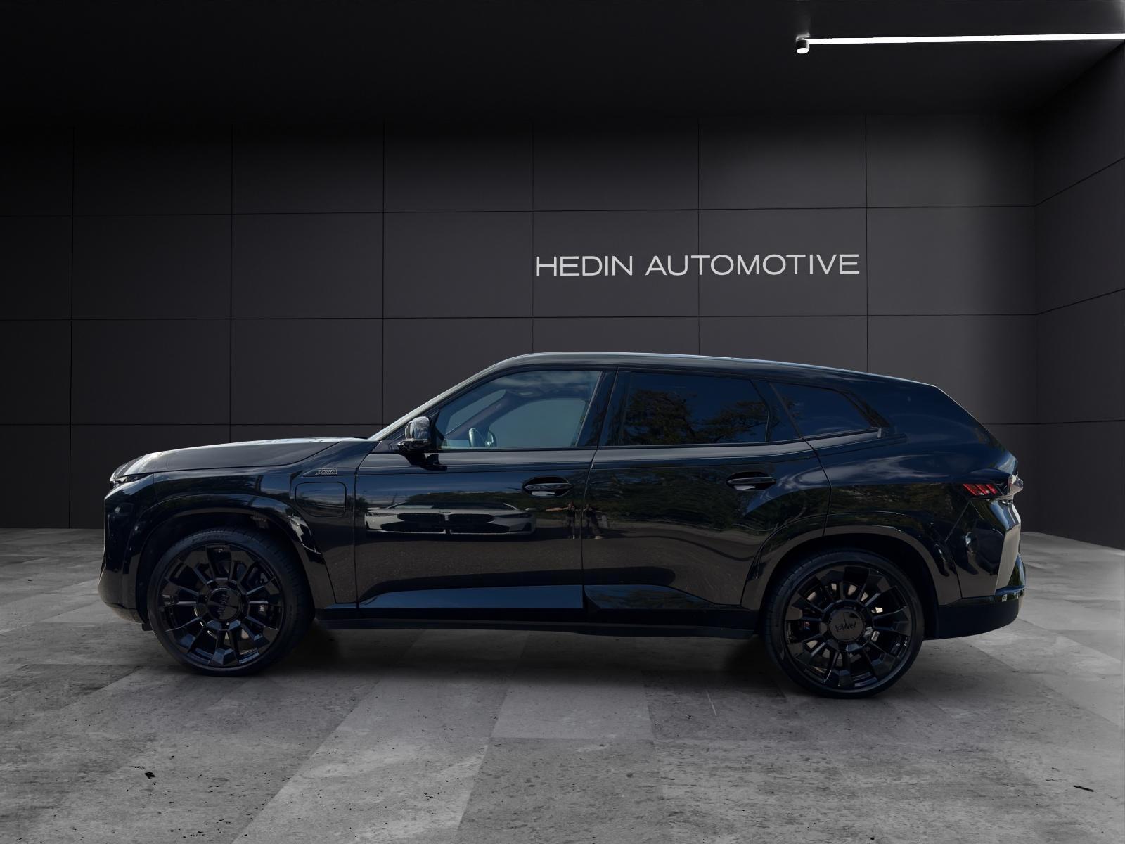 BMW XM G09 Plug-in Hybrid-showroom-element-3