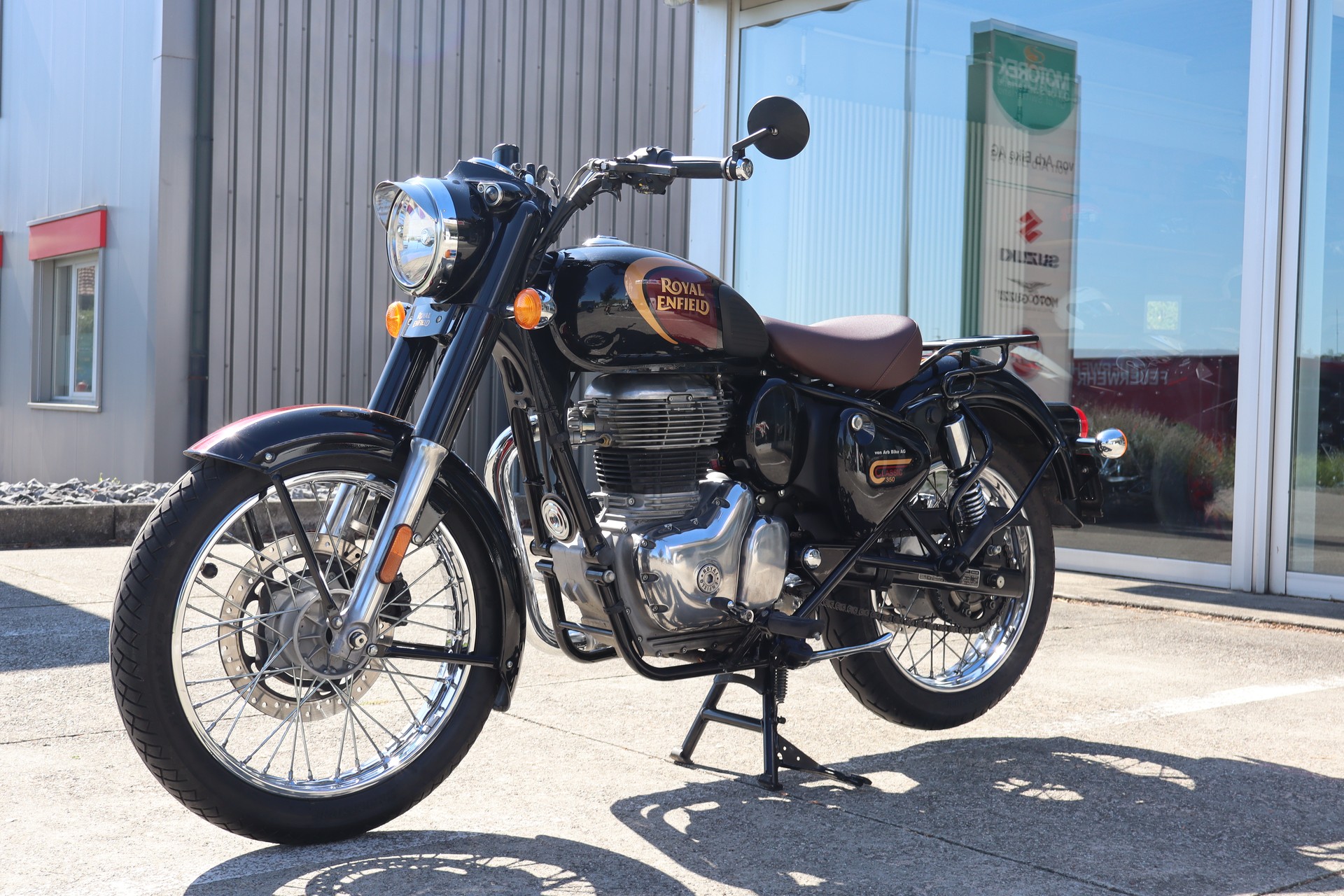 ROYAL ENFIELD Classic 350 ABS-image-4