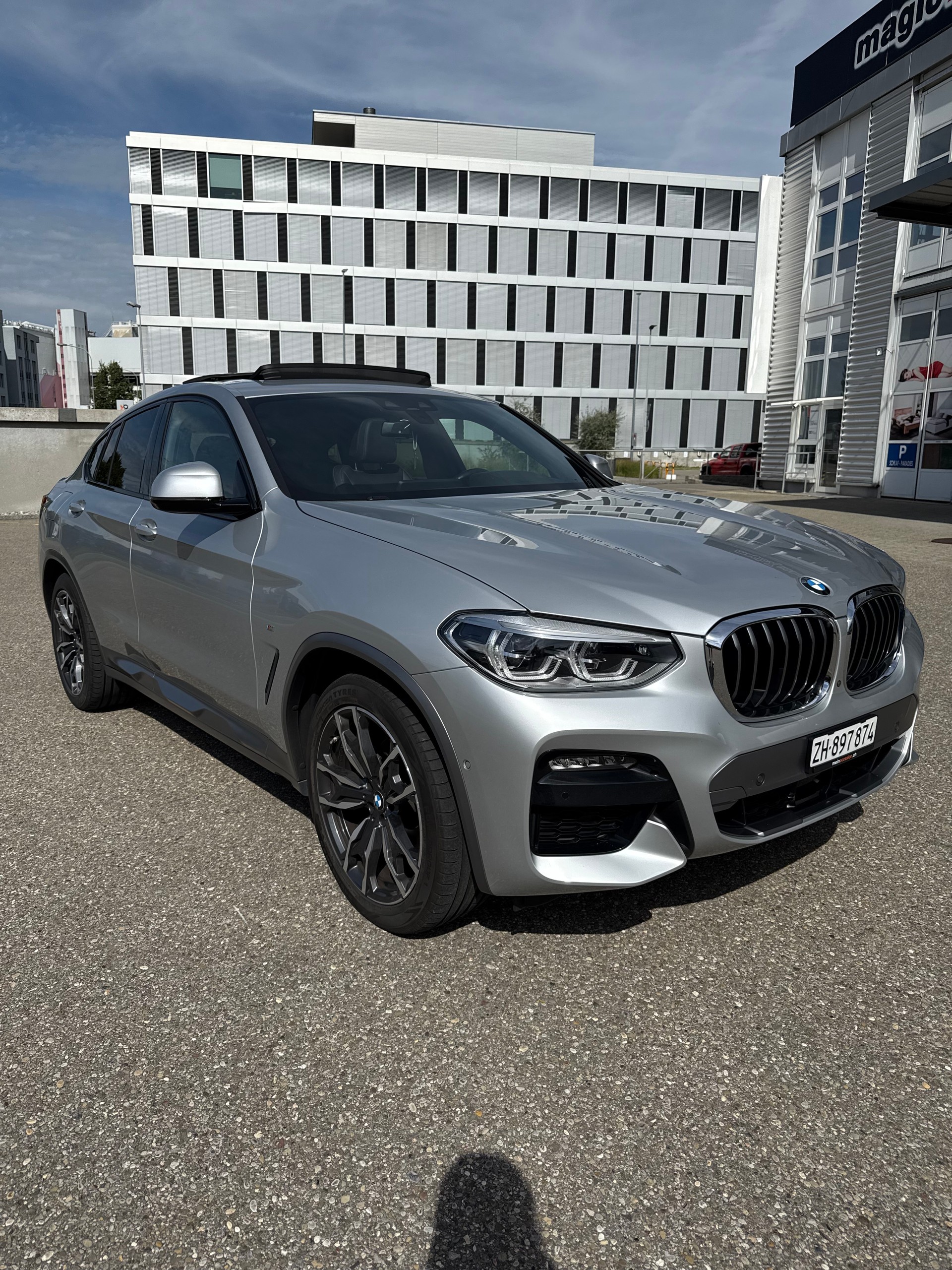 BMW BMW X4 xDrive20d M Paket | Head-Up | 360° Kamera | Harman Kardon | Memory | AHK | Apple CarPlay | Sitz-/Lenkradheizung