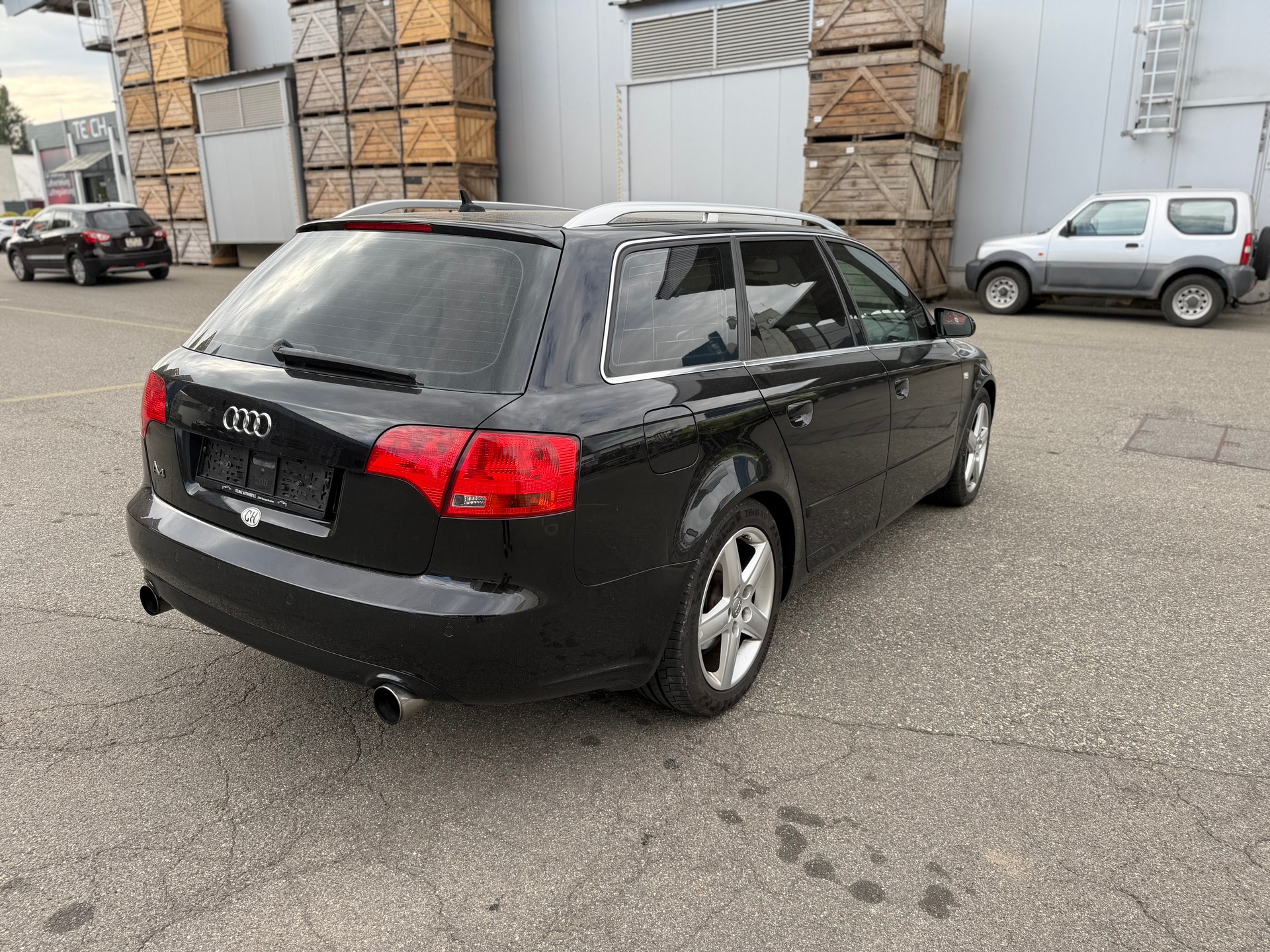 AUDI A4 Avant 3.0 V6 TDI quattro-showroom-element-3