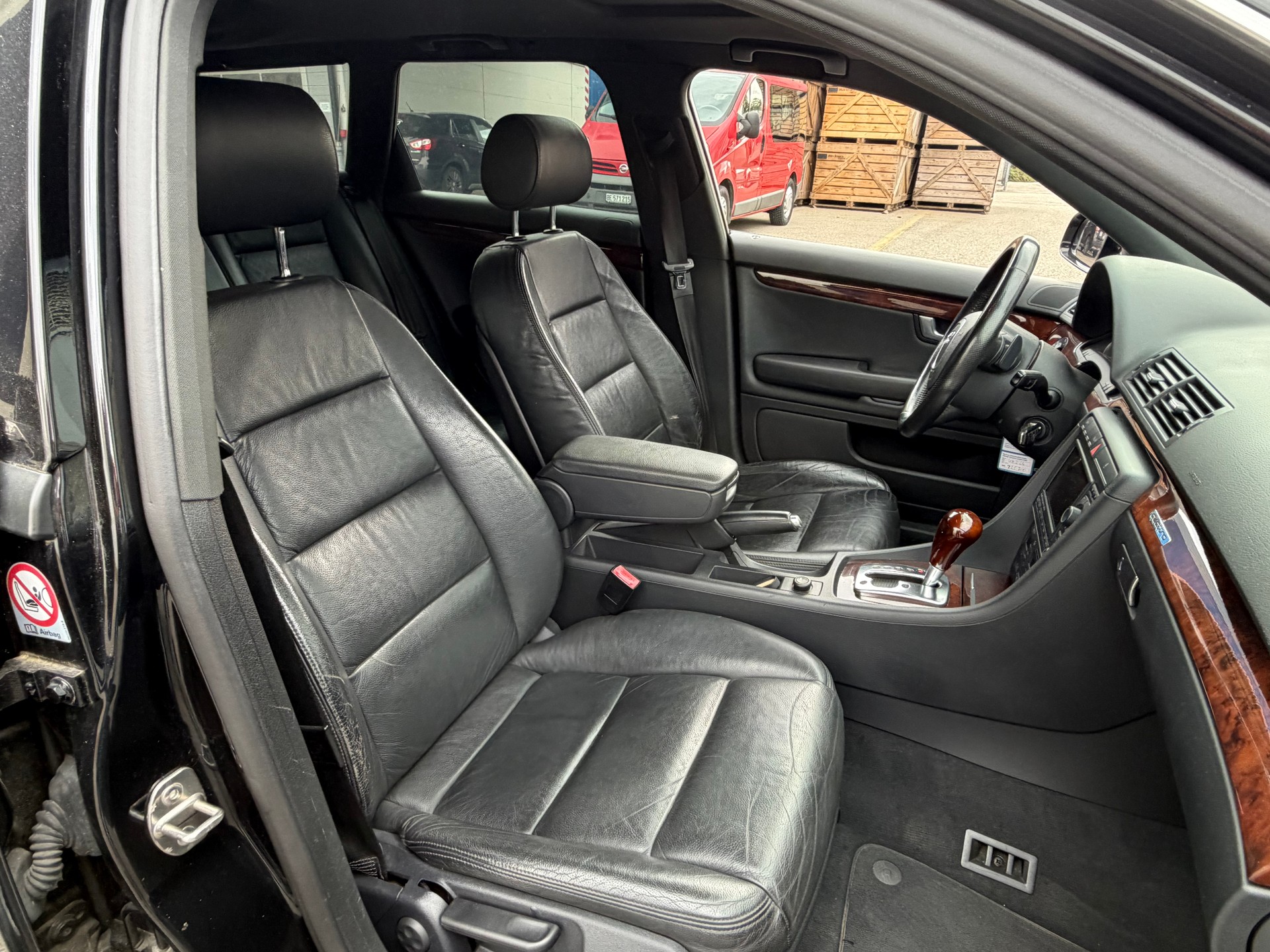 AUDI A4 Avant 3.0 V6 TDI quattro-image-7