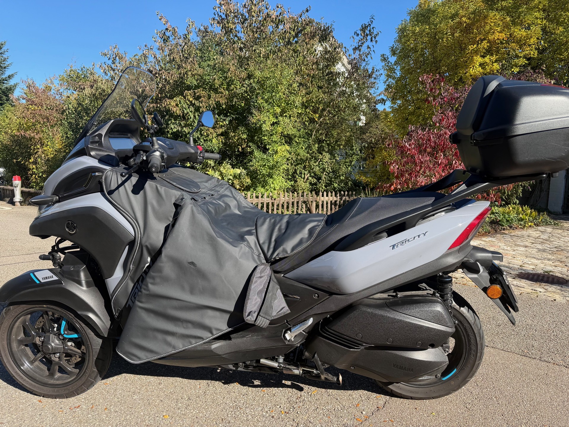 YAMAHA Tricity MW 300 ABS-image-1