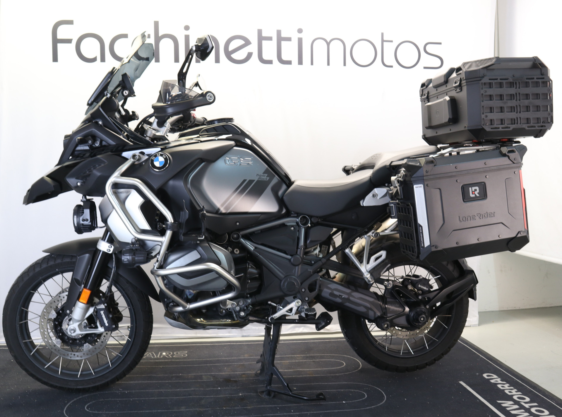 BMW R 1250 GS Adventure Triple Black-image-3