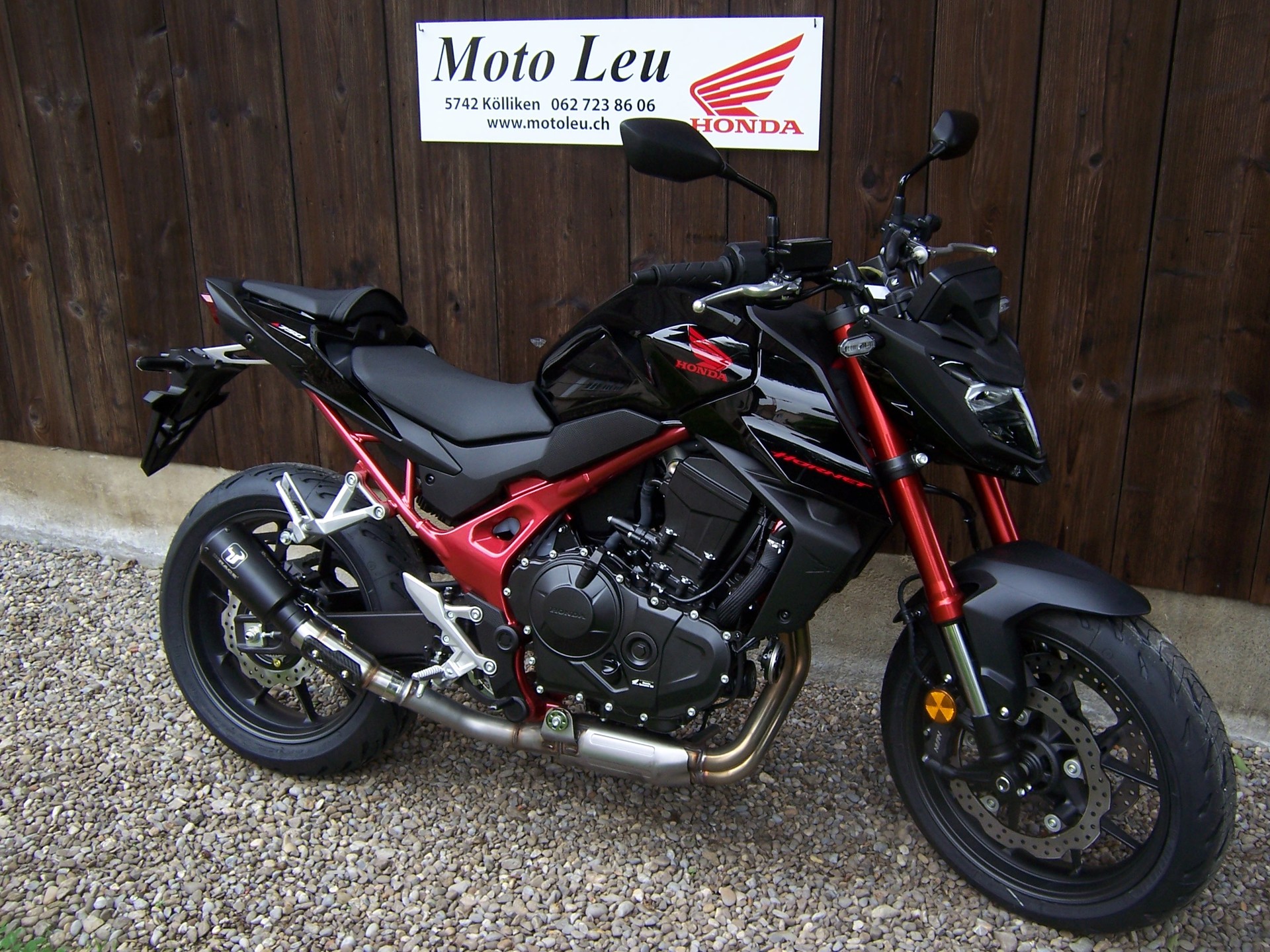 HONDA CB 750 Hornet-image-1