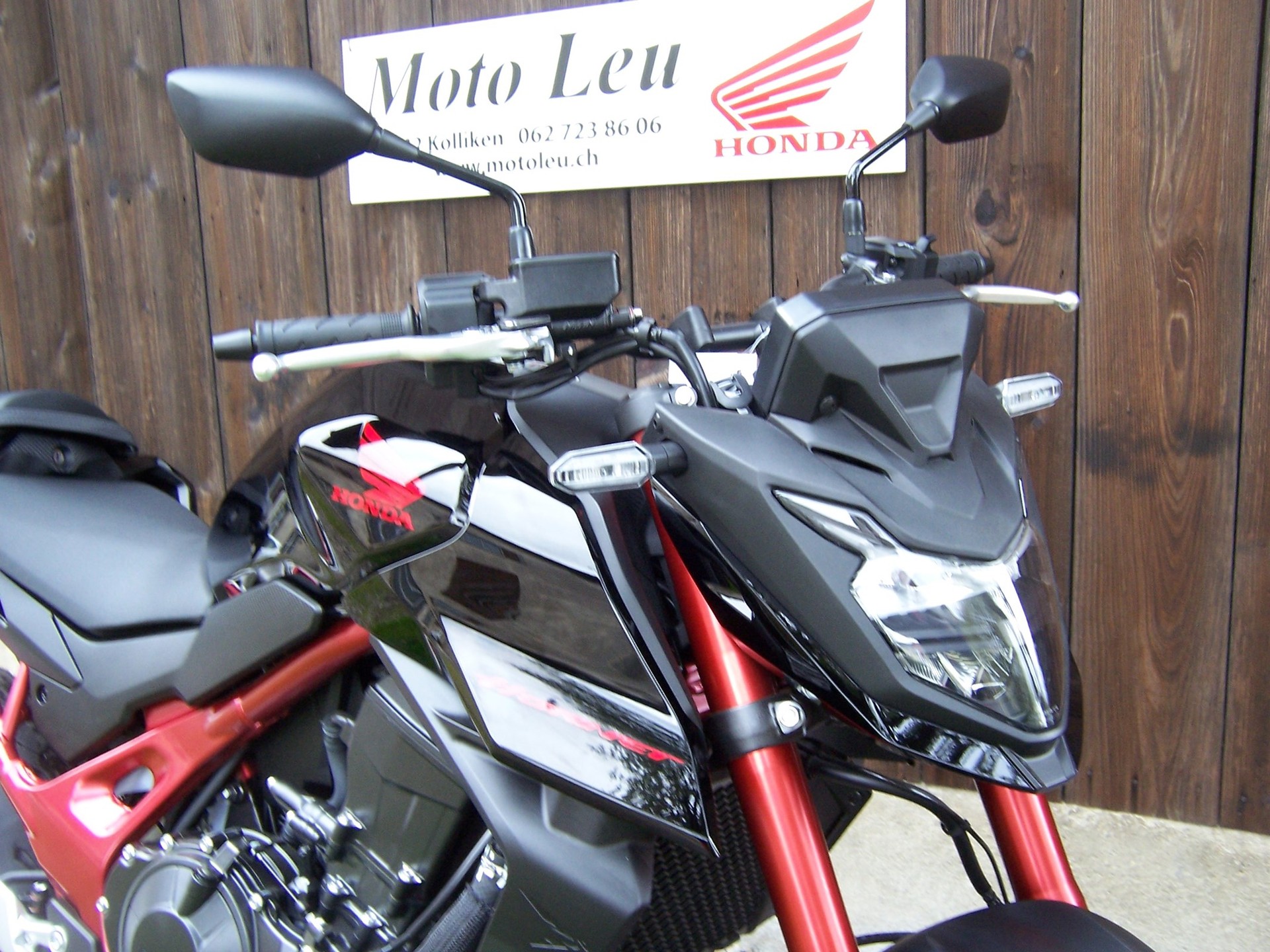 HONDA CB 750 Hornet-image-3
