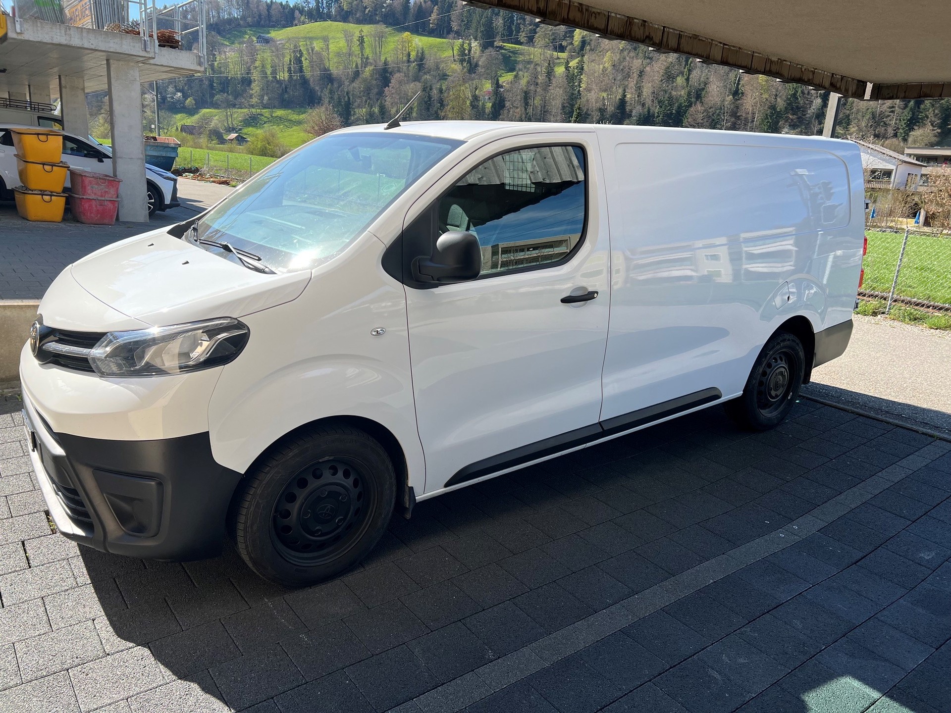 TOYOTA Proace 2.0D Panel Van Long Active 4x4-image-1
