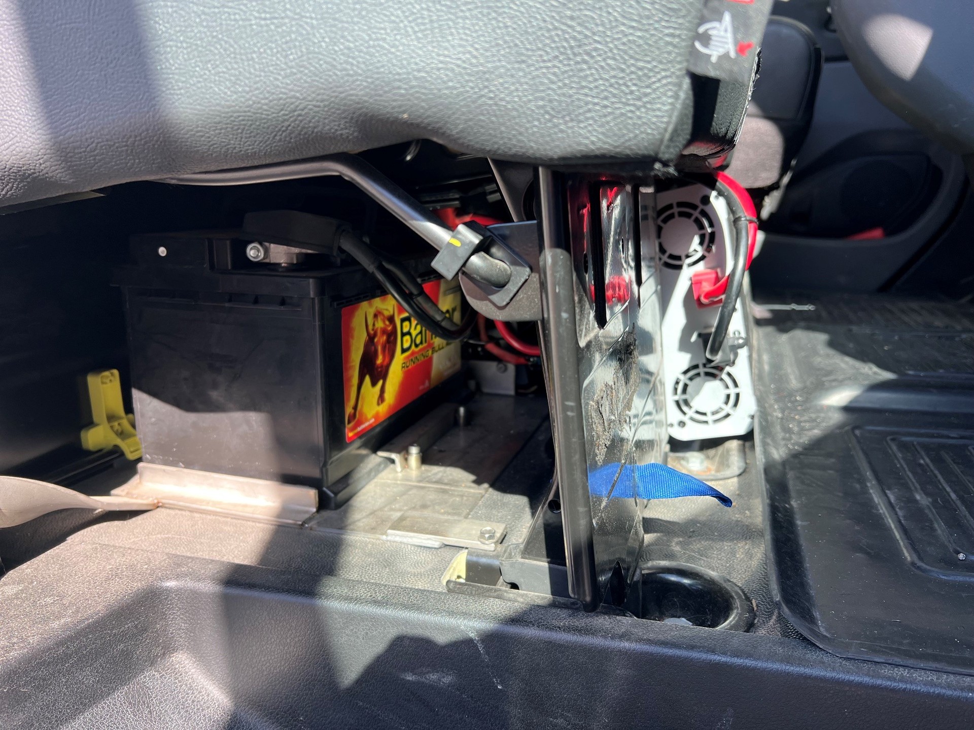 TOYOTA Proace 2.0D Panel Van Long Active 4x4-image-9