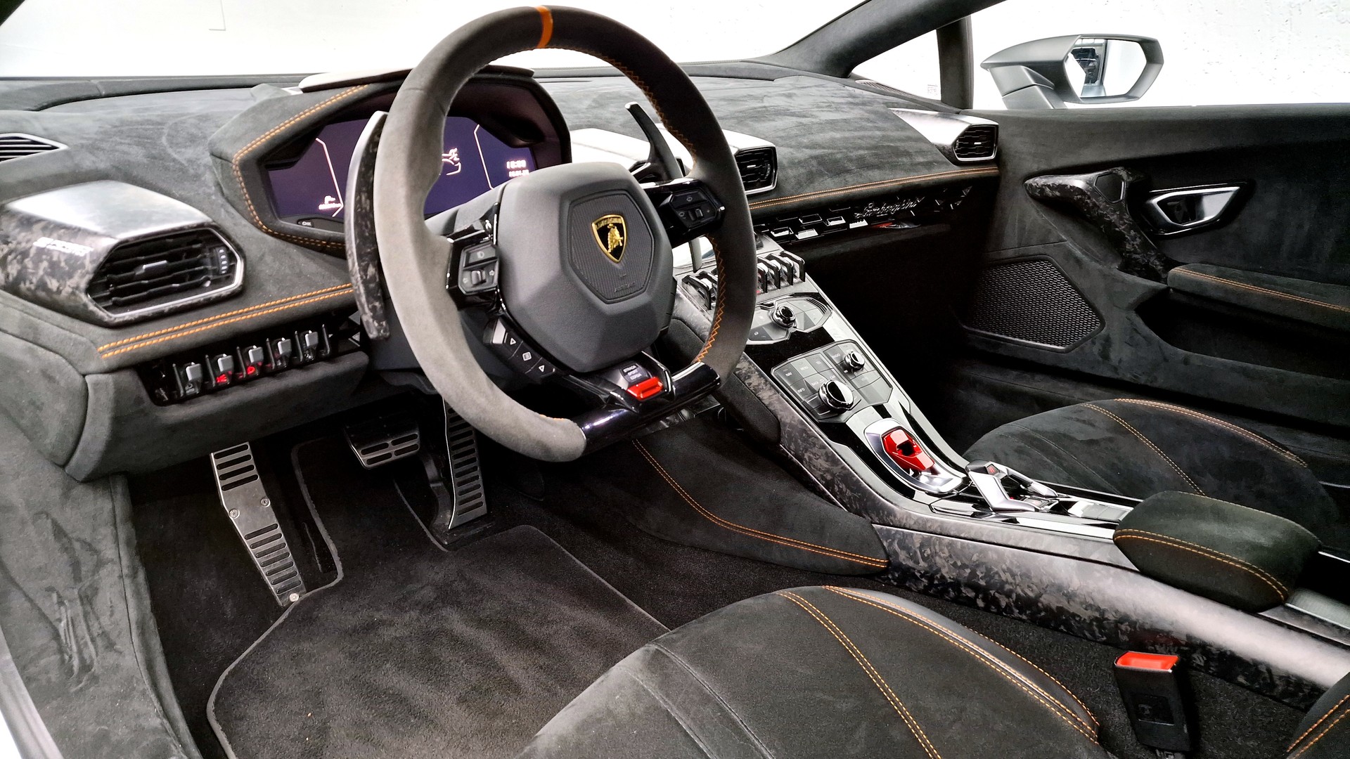 LAMBORGHINI Huracan Coupé 5.2 Performante-image-13