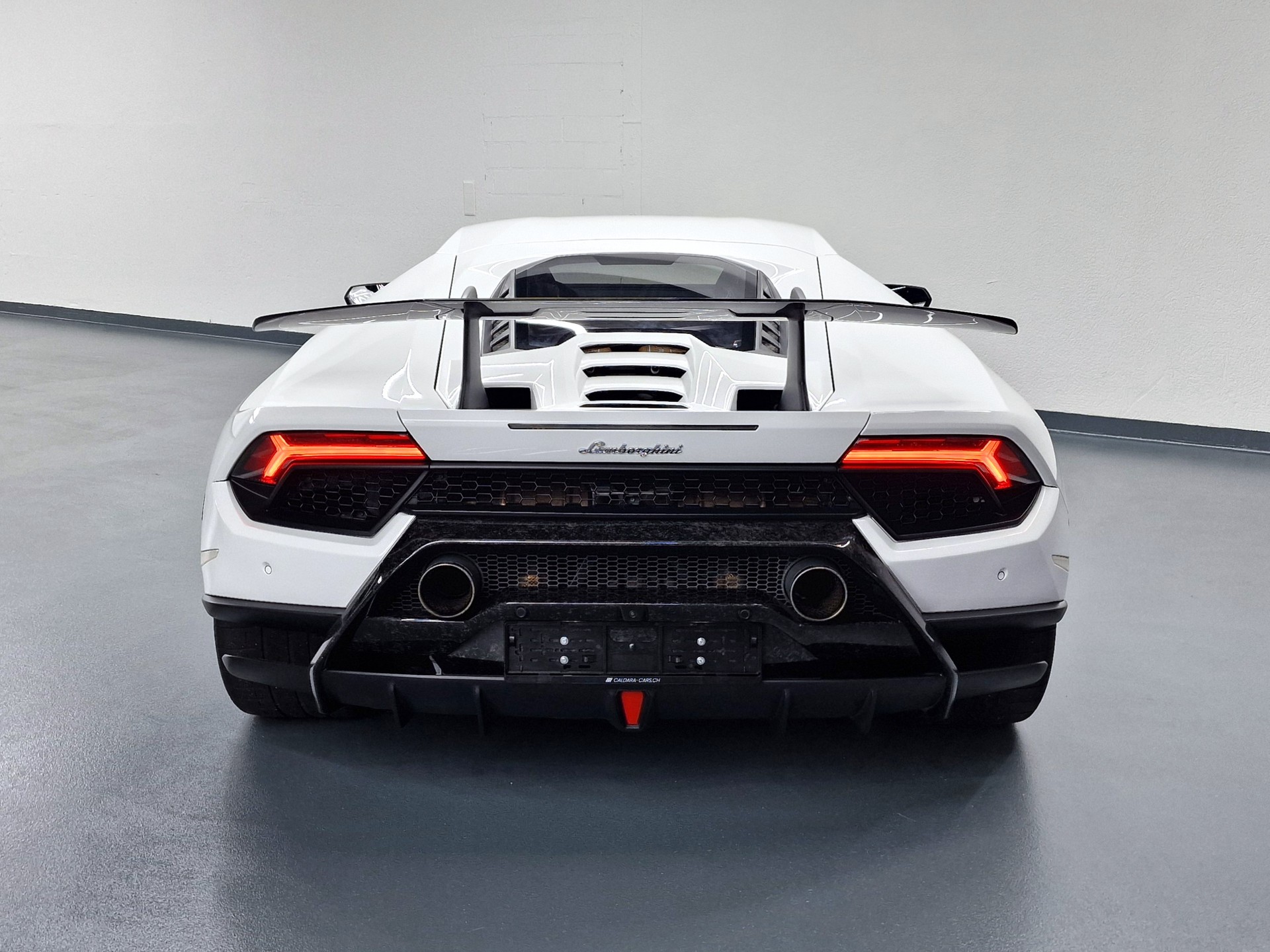 LAMBORGHINI Huracan Coupé 5.2 Performante-image-7