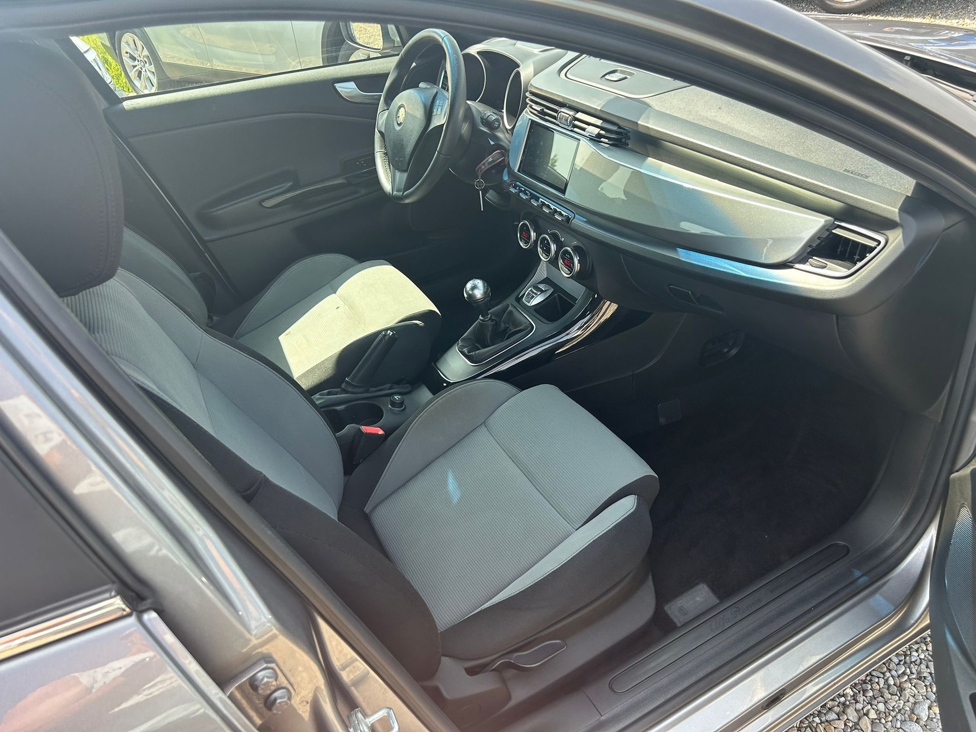 ALFA ROMEO Giulietta 1.4 MultiAir Distinctive-image-6