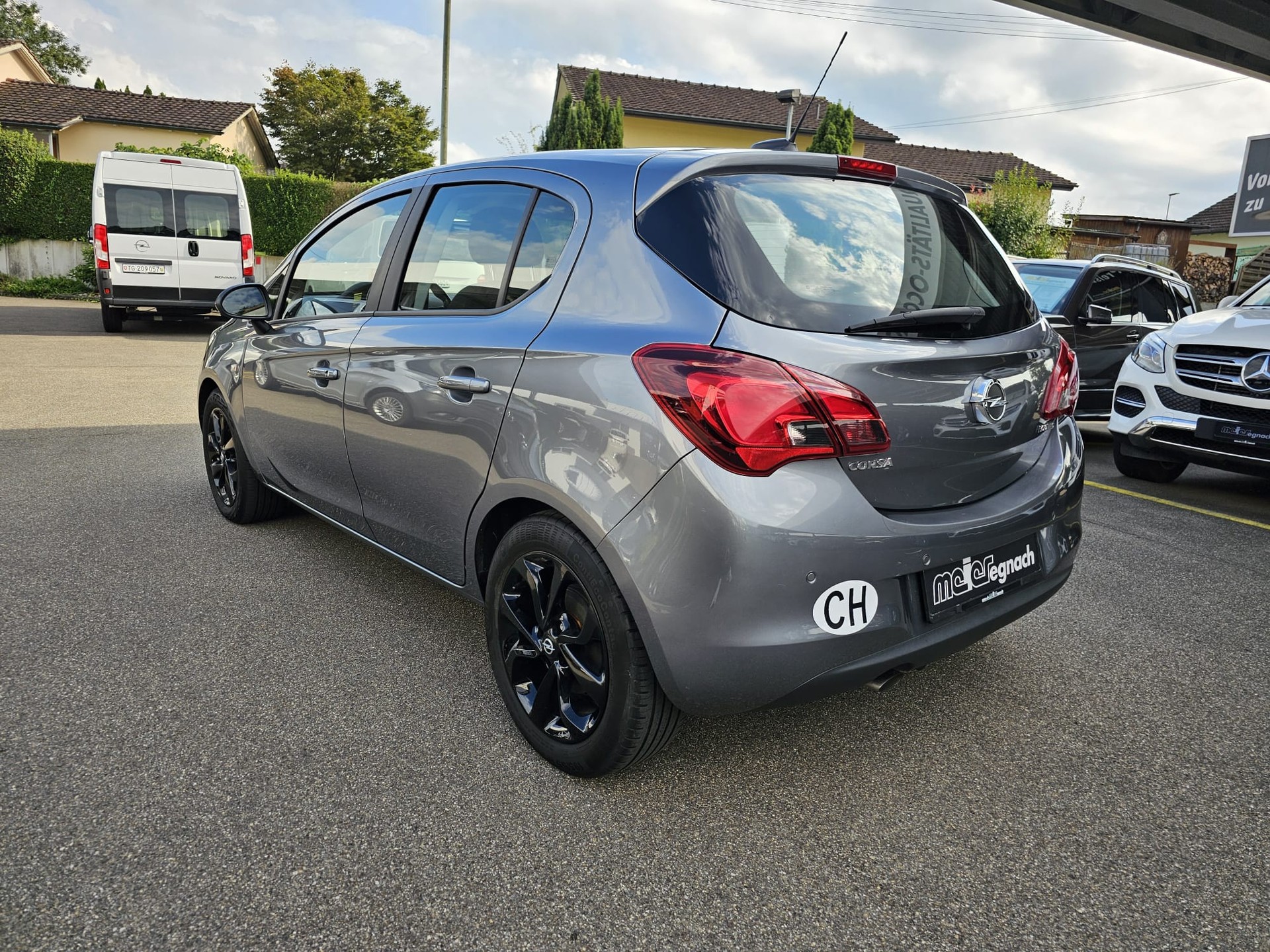 OPEL Corsa 1.0 T EcoTec Black Edition-image-5