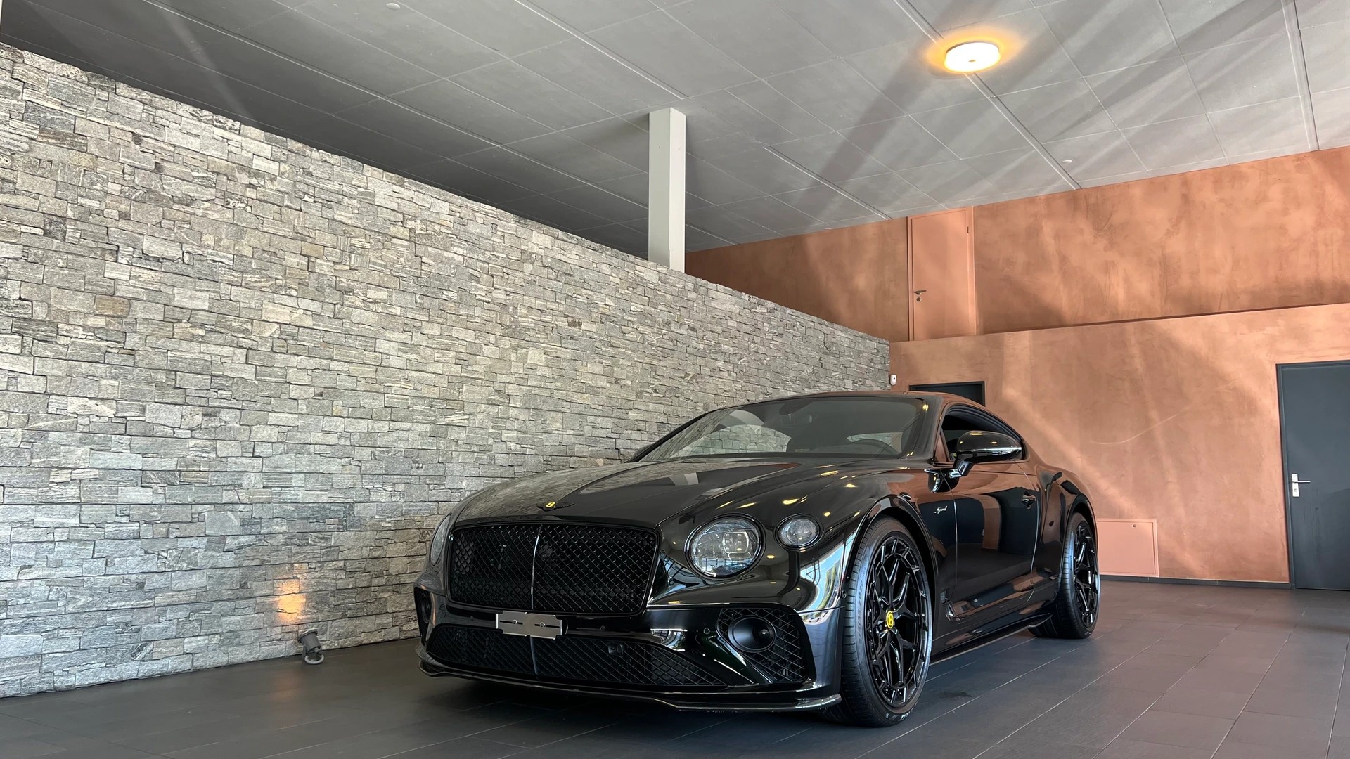 BENTLEY Continental GT 6.0 W12 Speed-showroom-element-2