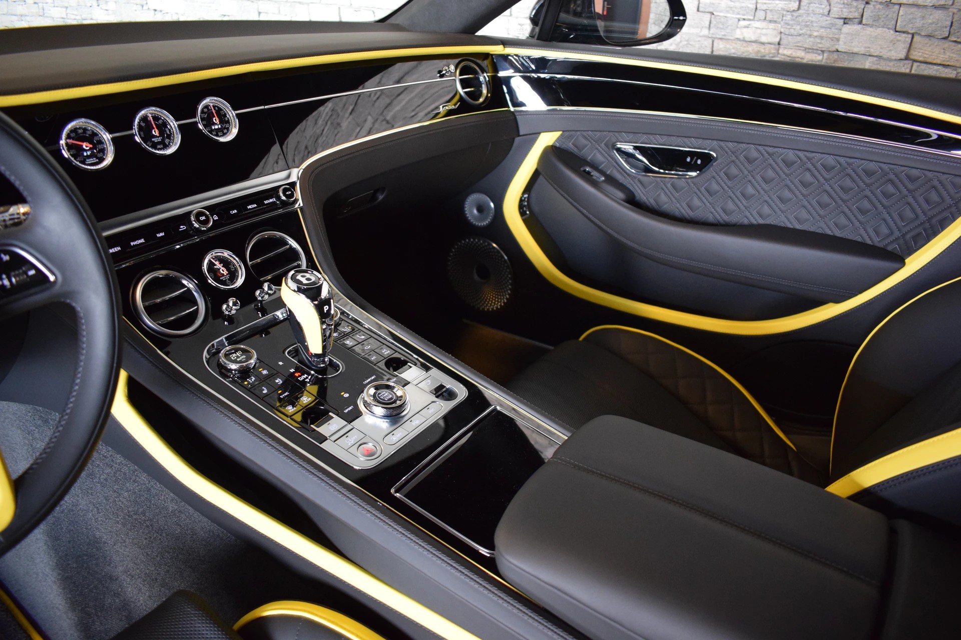 BENTLEY Continental GT 6.0 W12 Speed-showroom-element-3