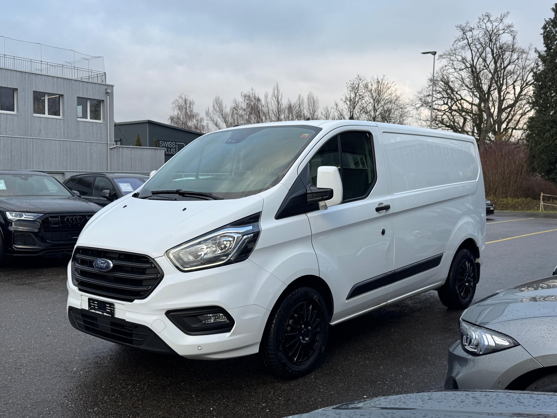 FORD Transit Custom Van 300 L1H1 Trend A-showroom-element-2