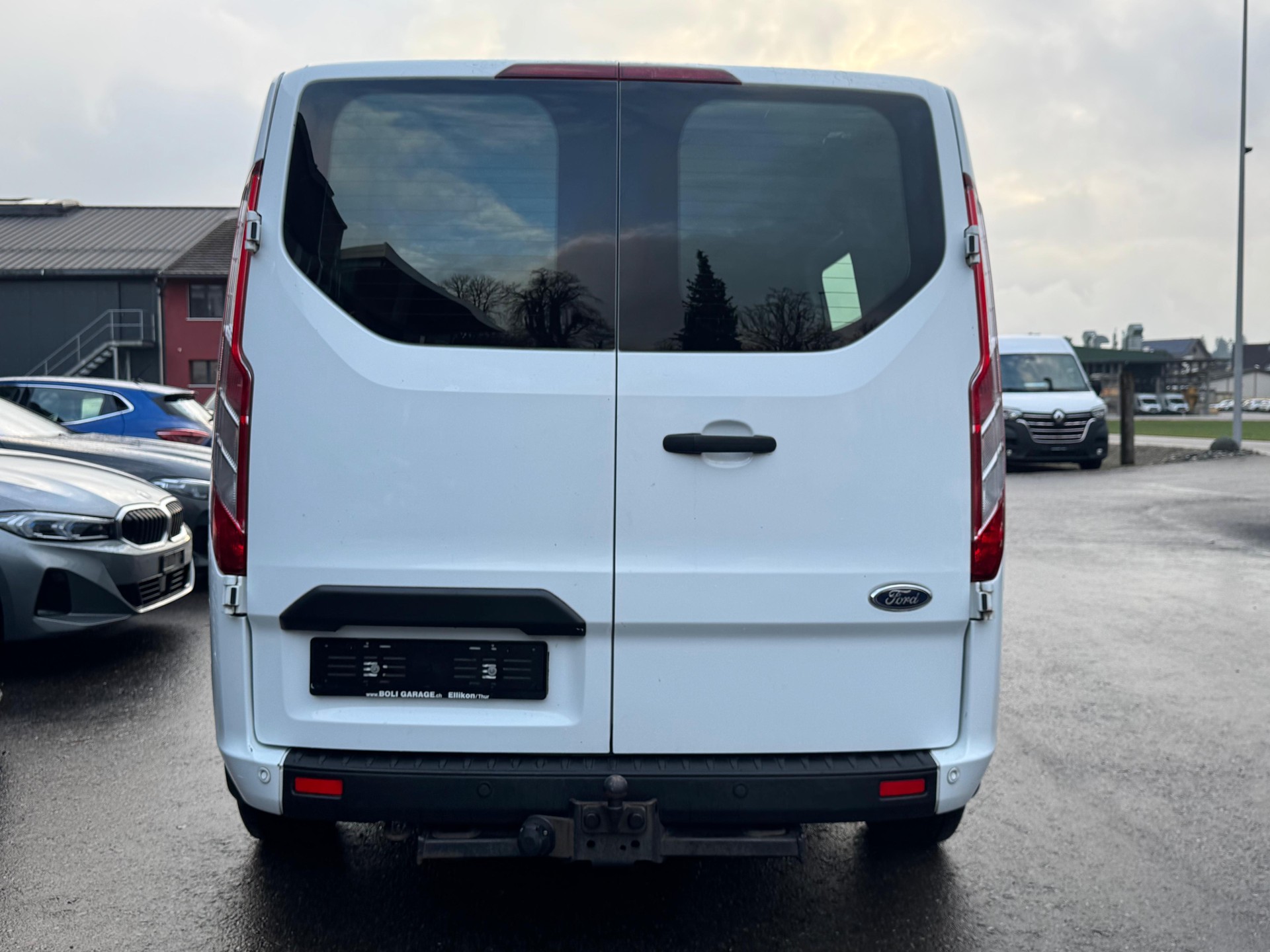 FORD Transit Custom Van 300 L1H1 Trend A-image-5