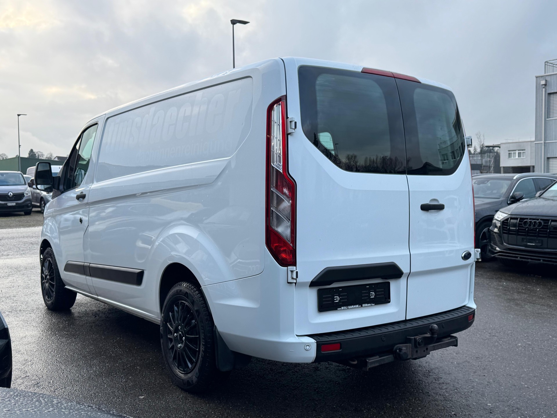 FORD Transit Custom Van 300 L1H1 Trend A-image-6