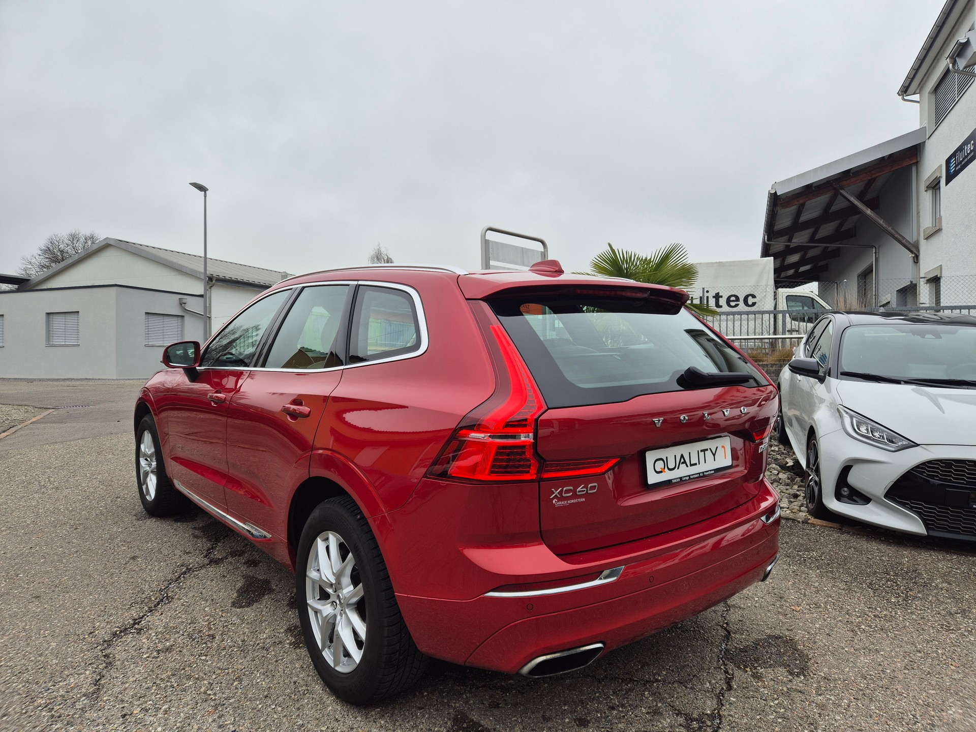 VOLVO XC60 D5 AWD Inscription Geartronic-showroom-element-2