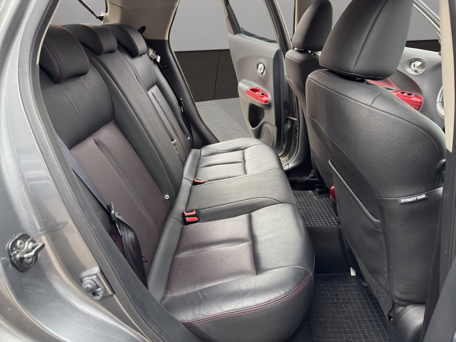 NISSAN Juke 1.6 DIG-T n-tec 4x4 Xtronic M-CVT-image-17
