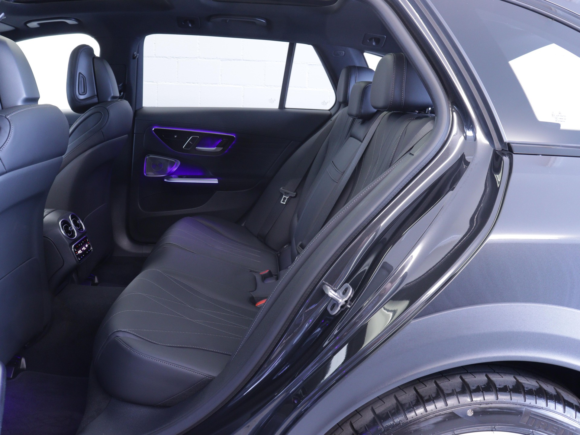 MERCEDES-BENZ C 220 d All-Terrain Avantgarde 4matic Kombi-image-11
