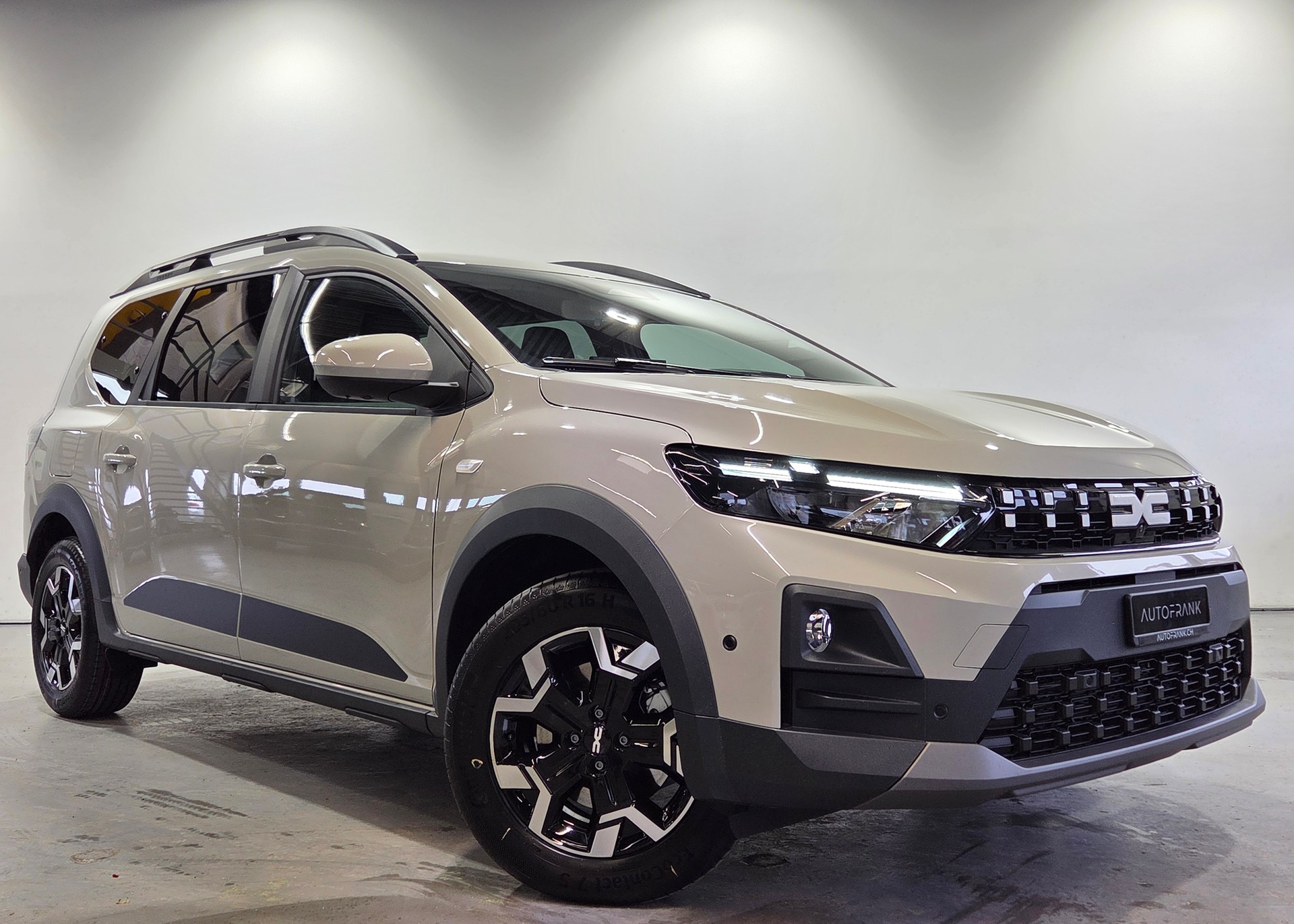 DACIA Jogger journey hybrid 155 7-Plätzer-image-5