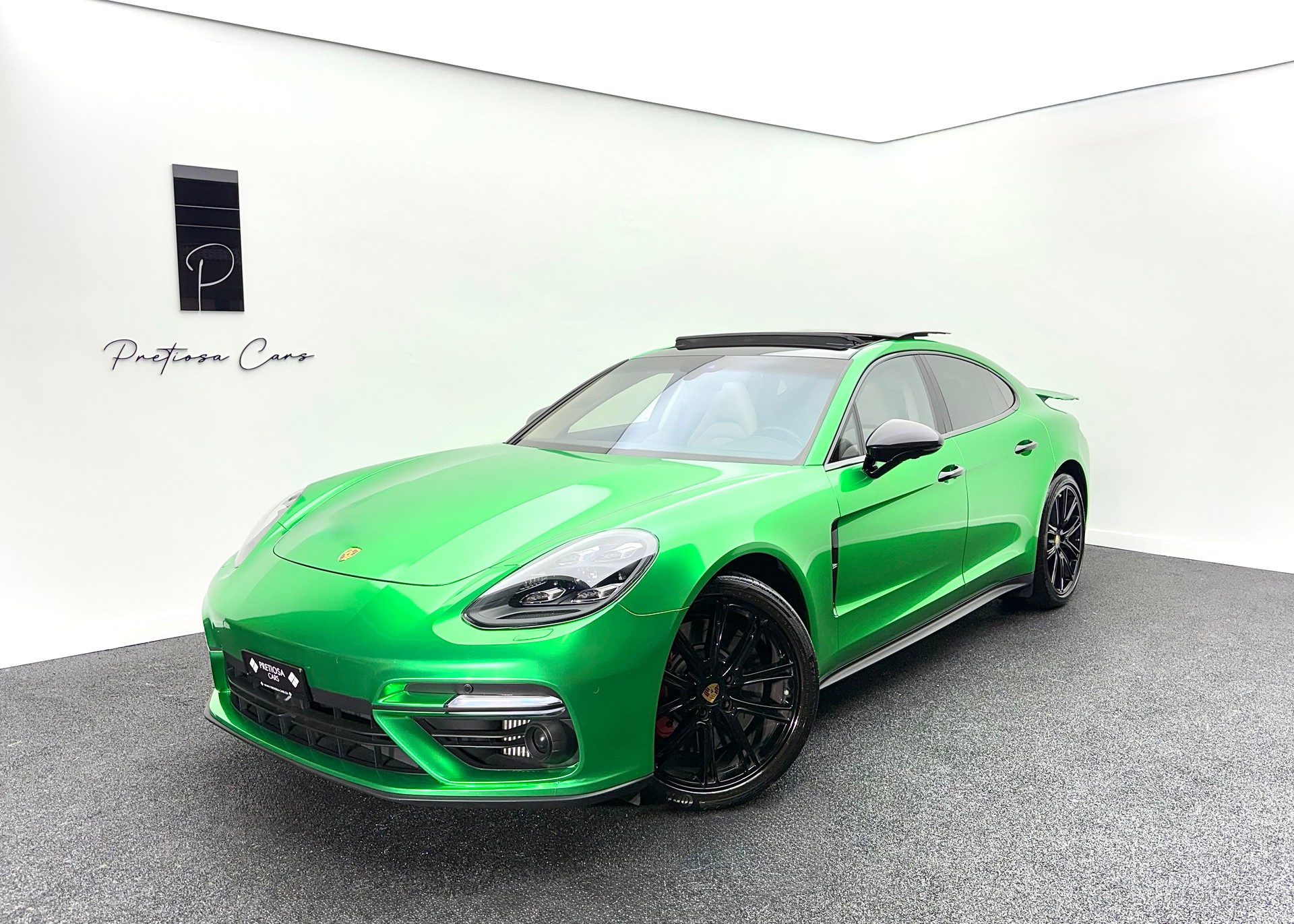 PORSCHE Panamera Turbo PDK