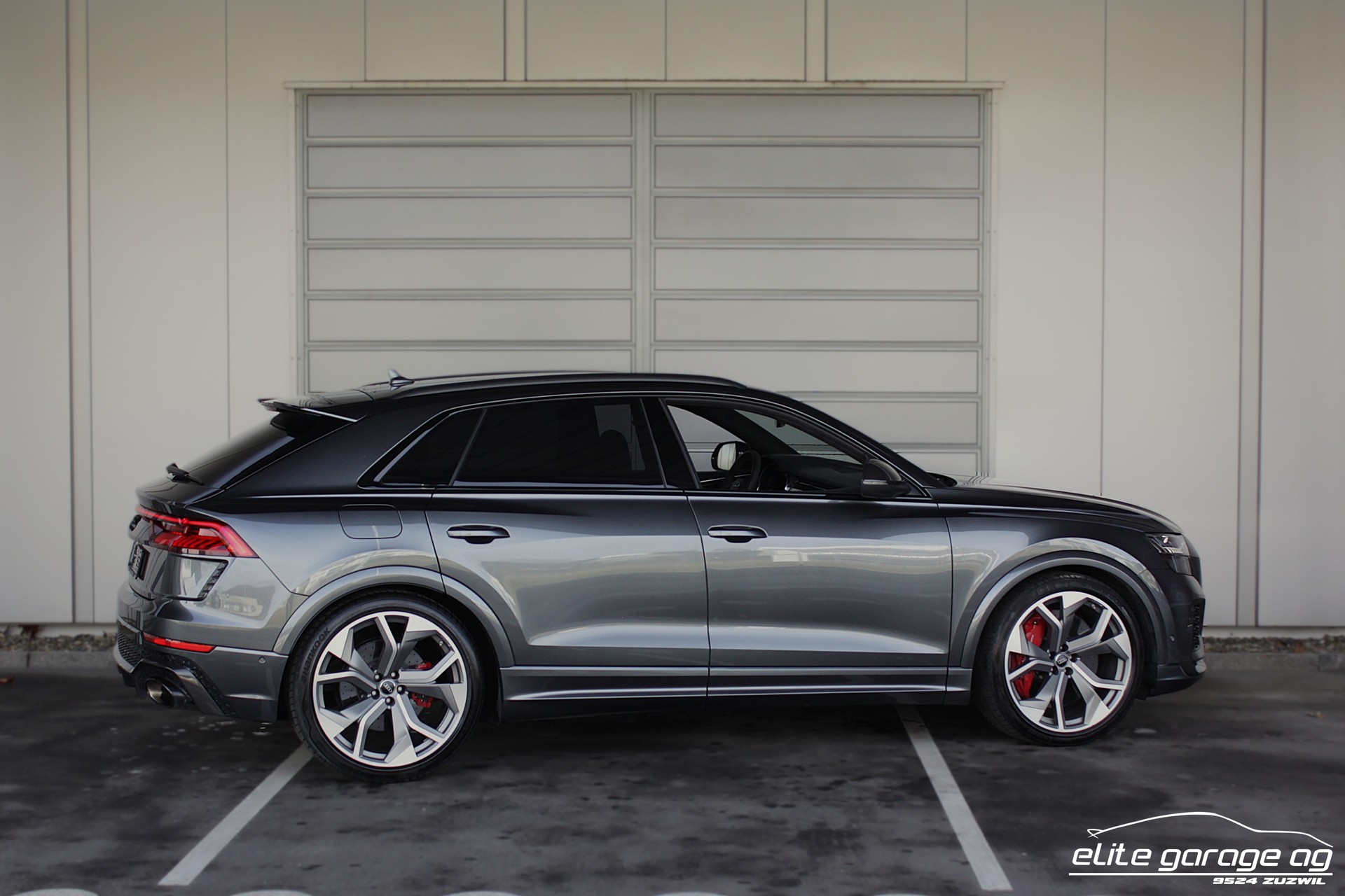 AUDI RSQ8 quattro tiptronic RS-Dynamik-image-4