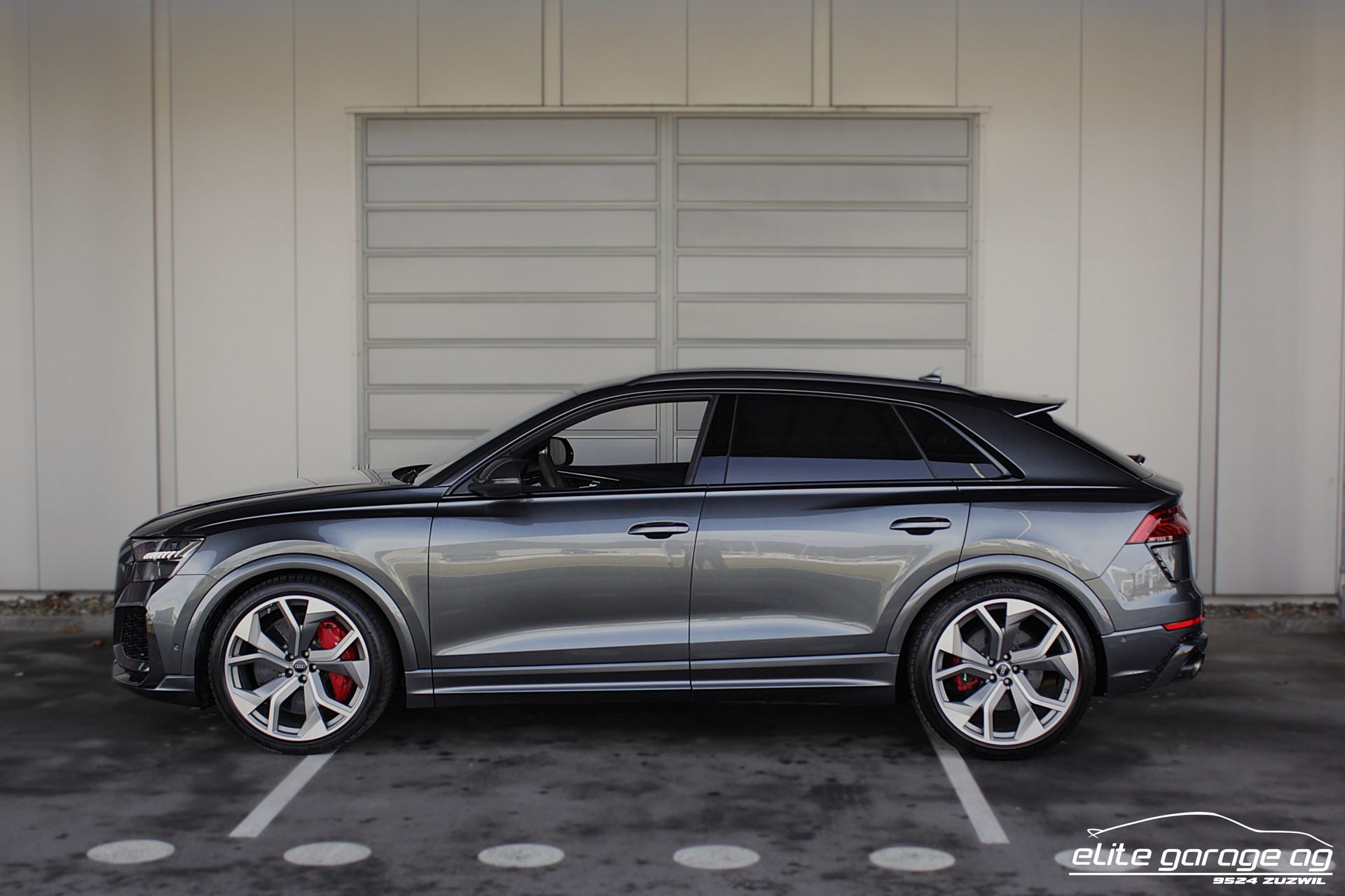 AUDI RSQ8 quattro tiptronic RS-Dynamik-image-1