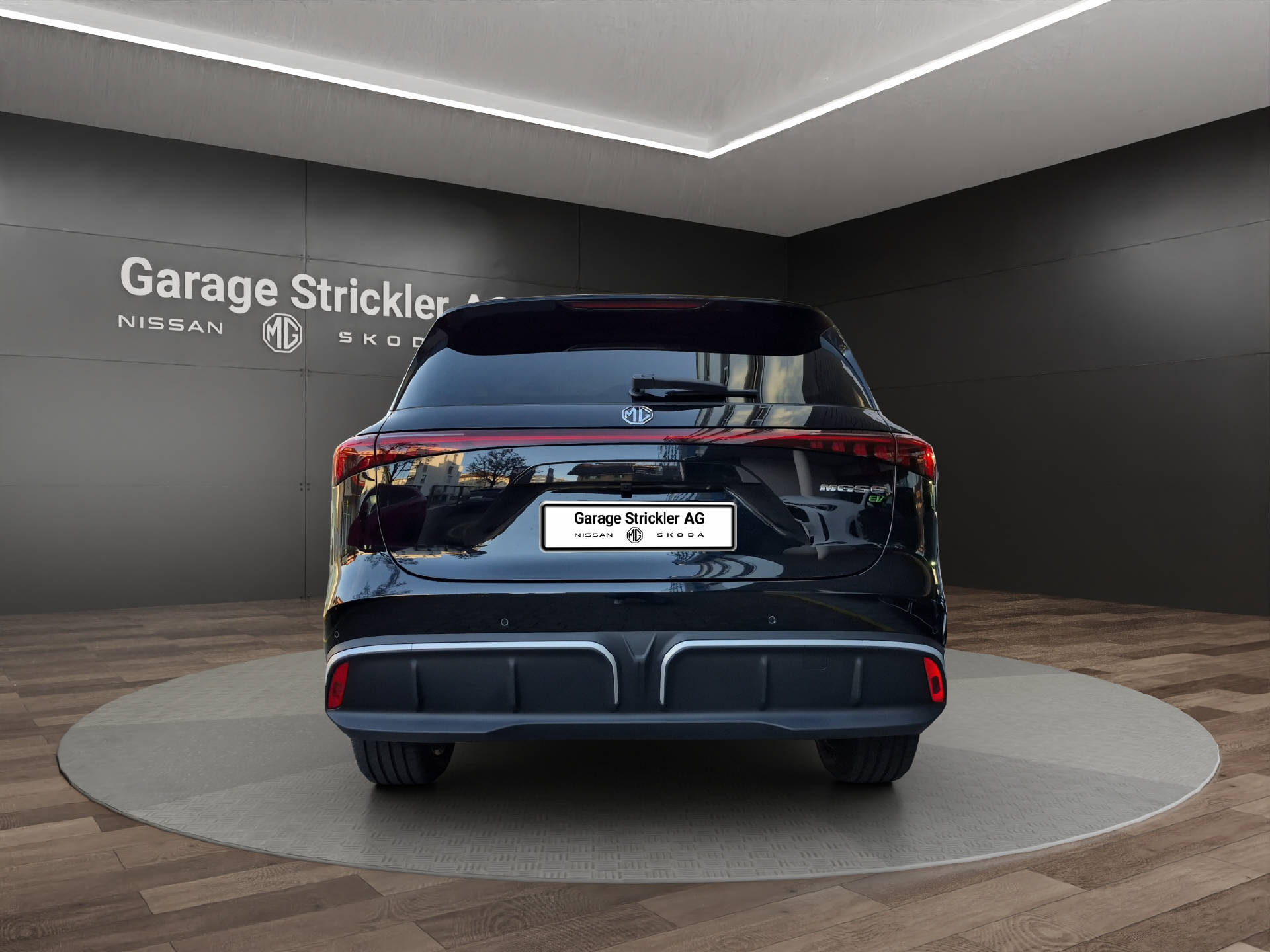 MG S6 EV 77 kWh Luxury 4WD-showroom-element-3