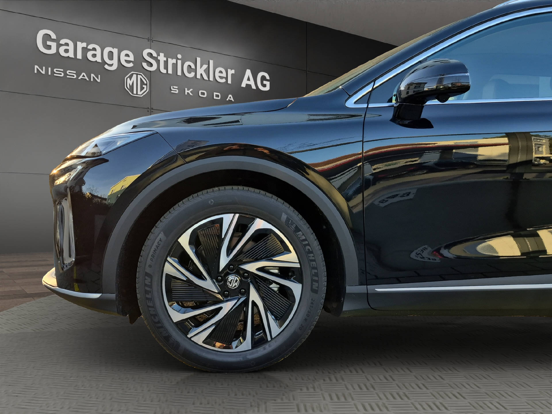 MG S6 EV 77 kWh Luxury 4WD-image-8
