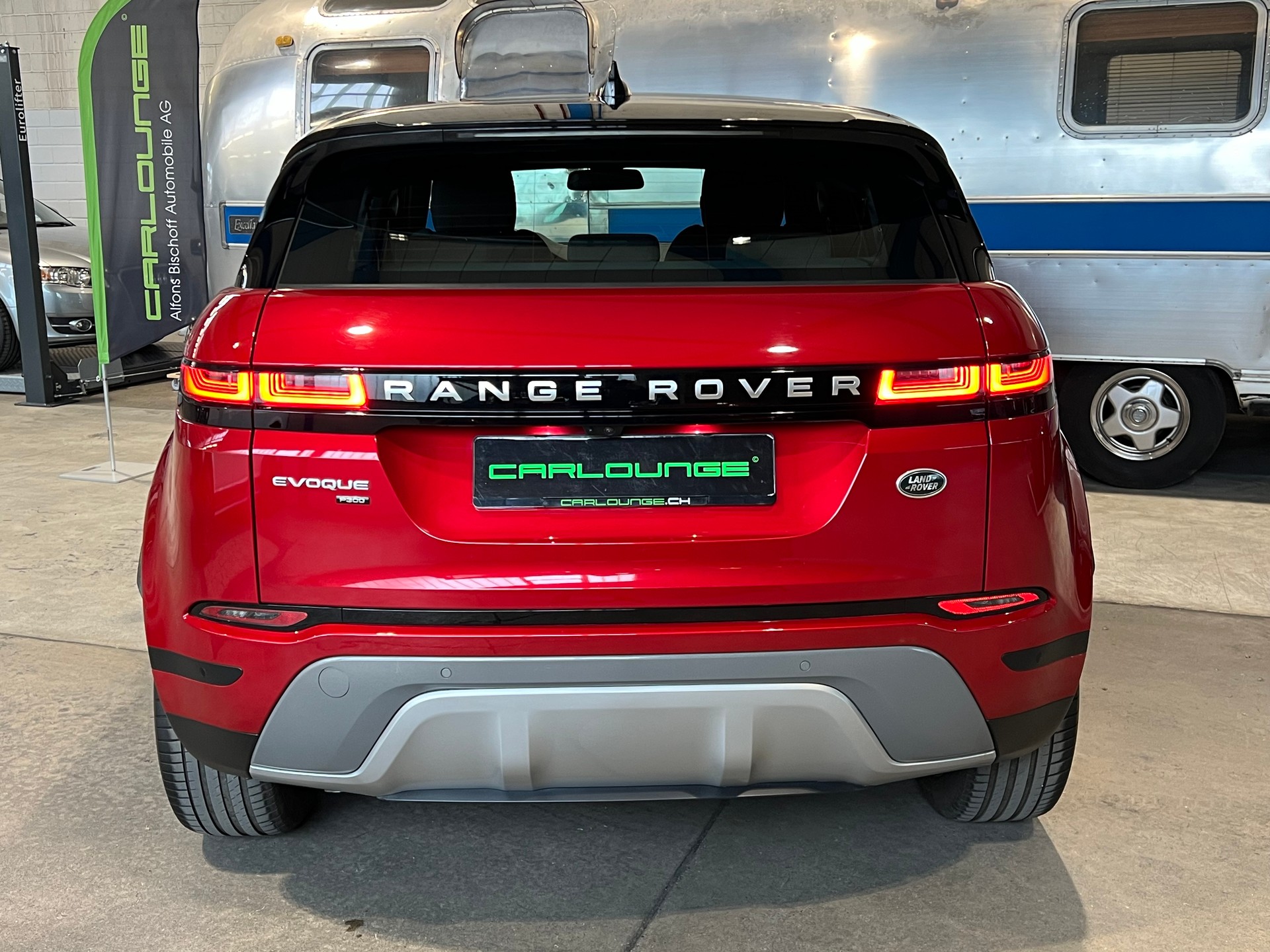 LAND ROVER Range Rover Evoque P 300 AT9-image-17