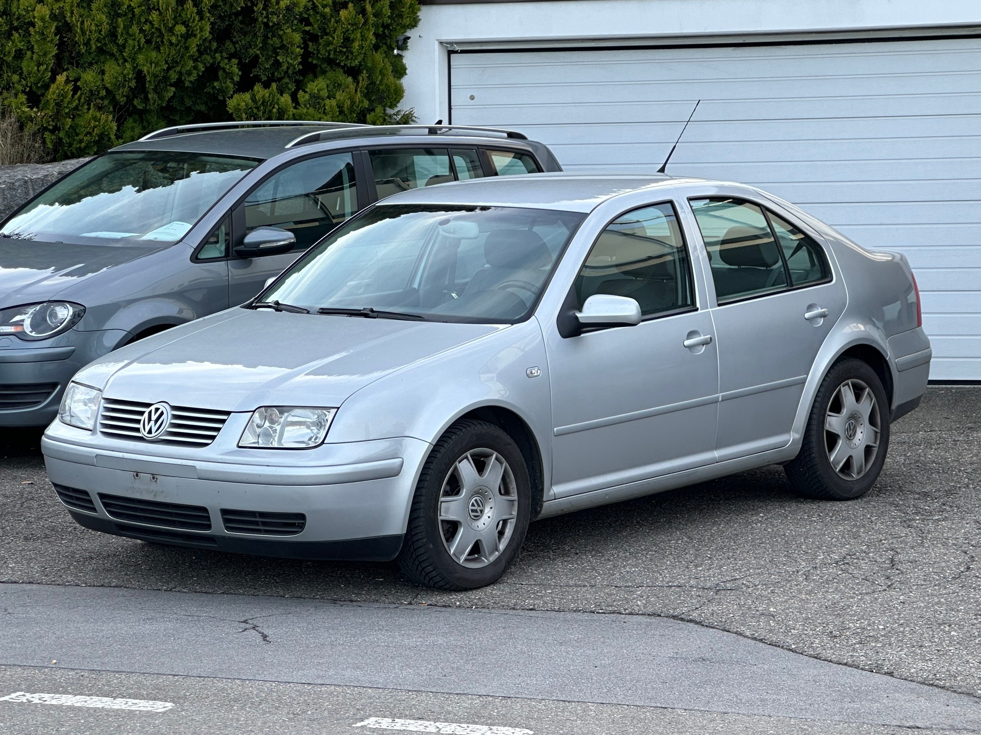 VW Bora 2.3 Highline-image-2