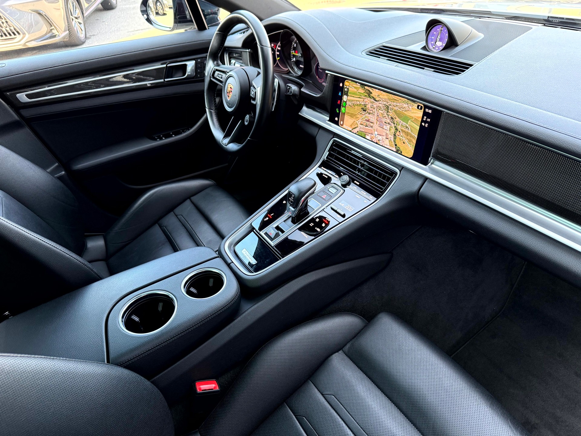 PORSCHE Panamera 4 E-Hybrid Sport Turismo pack black Platinum Edition PDK-image-14