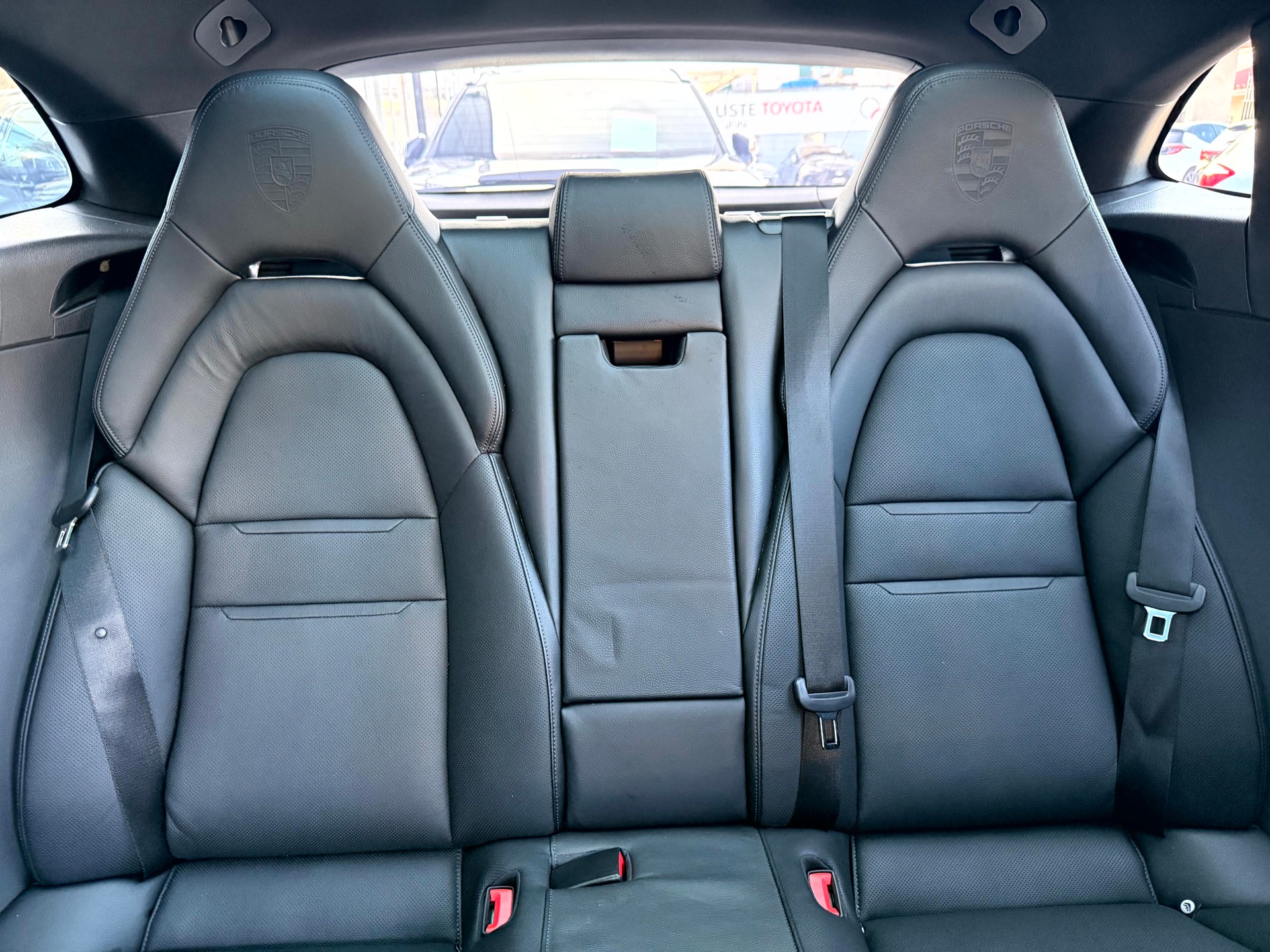 PORSCHE Panamera 4 E-Hybrid Sport Turismo pack black Platinum Edition PDK-image-12