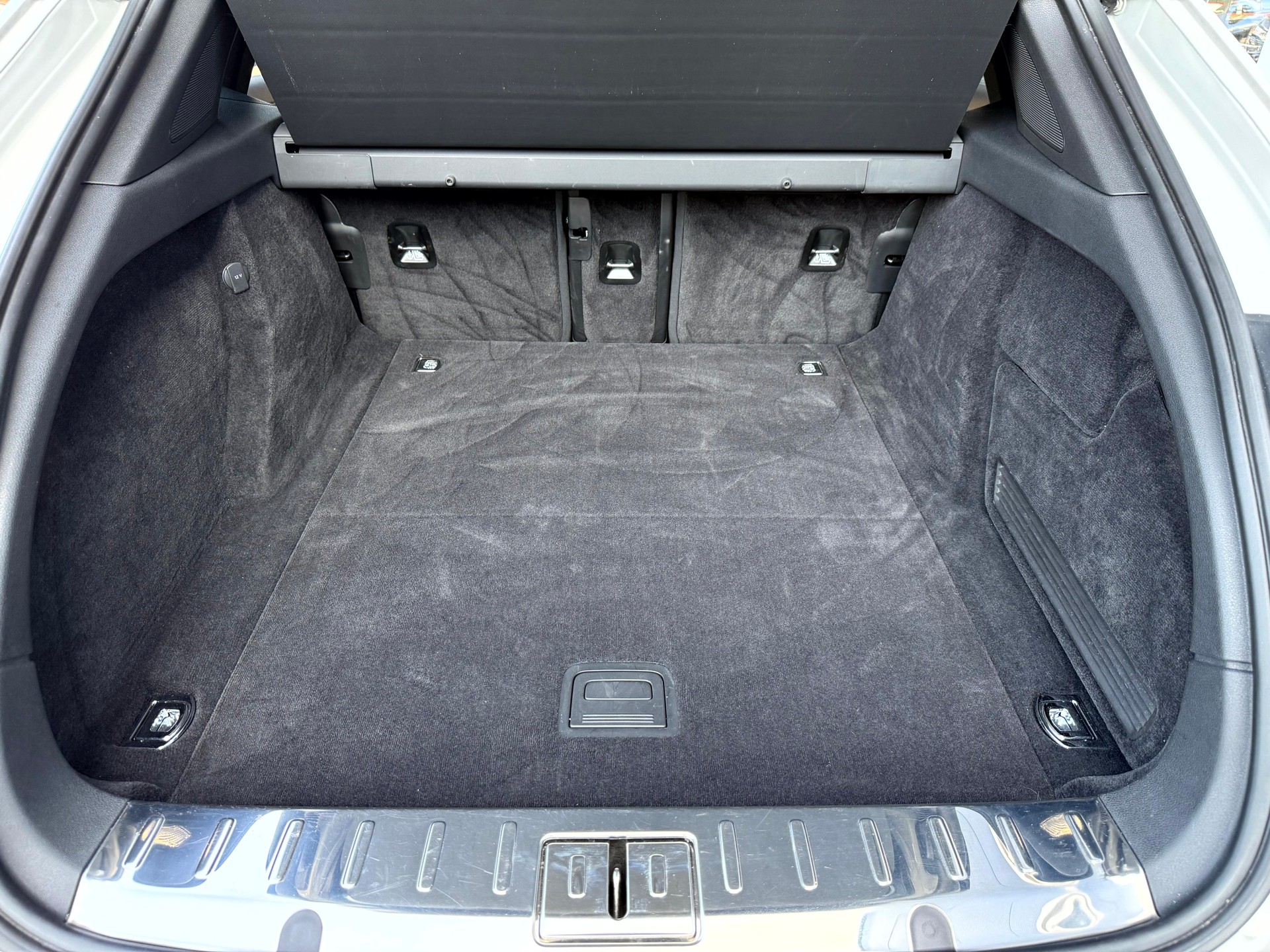 PORSCHE Panamera 4 E-Hybrid Sport Turismo pack black Platinum Edition PDK-image-29