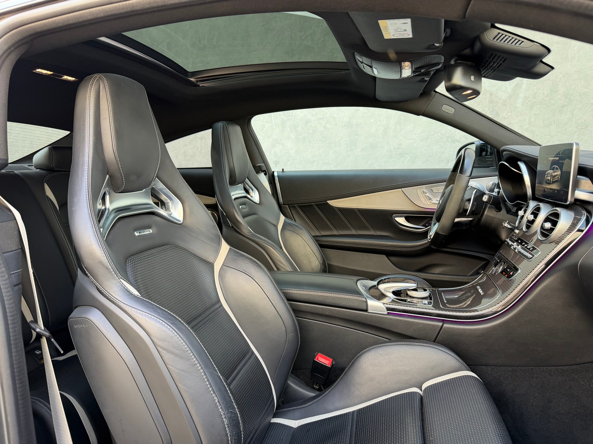 MERCEDES-BENZ C 63 S AMG Speedshift-image-10