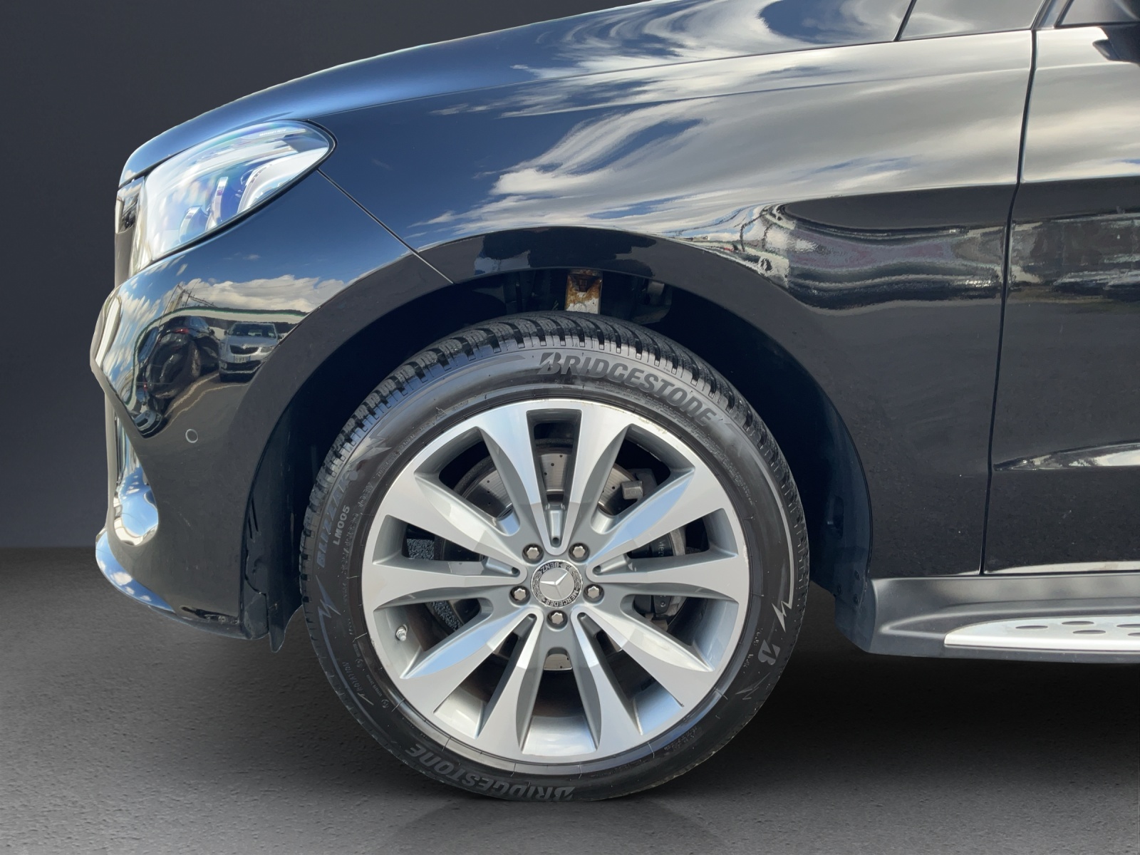 MERCEDES-BENZ GLE 250 d Executive 4M-image-5