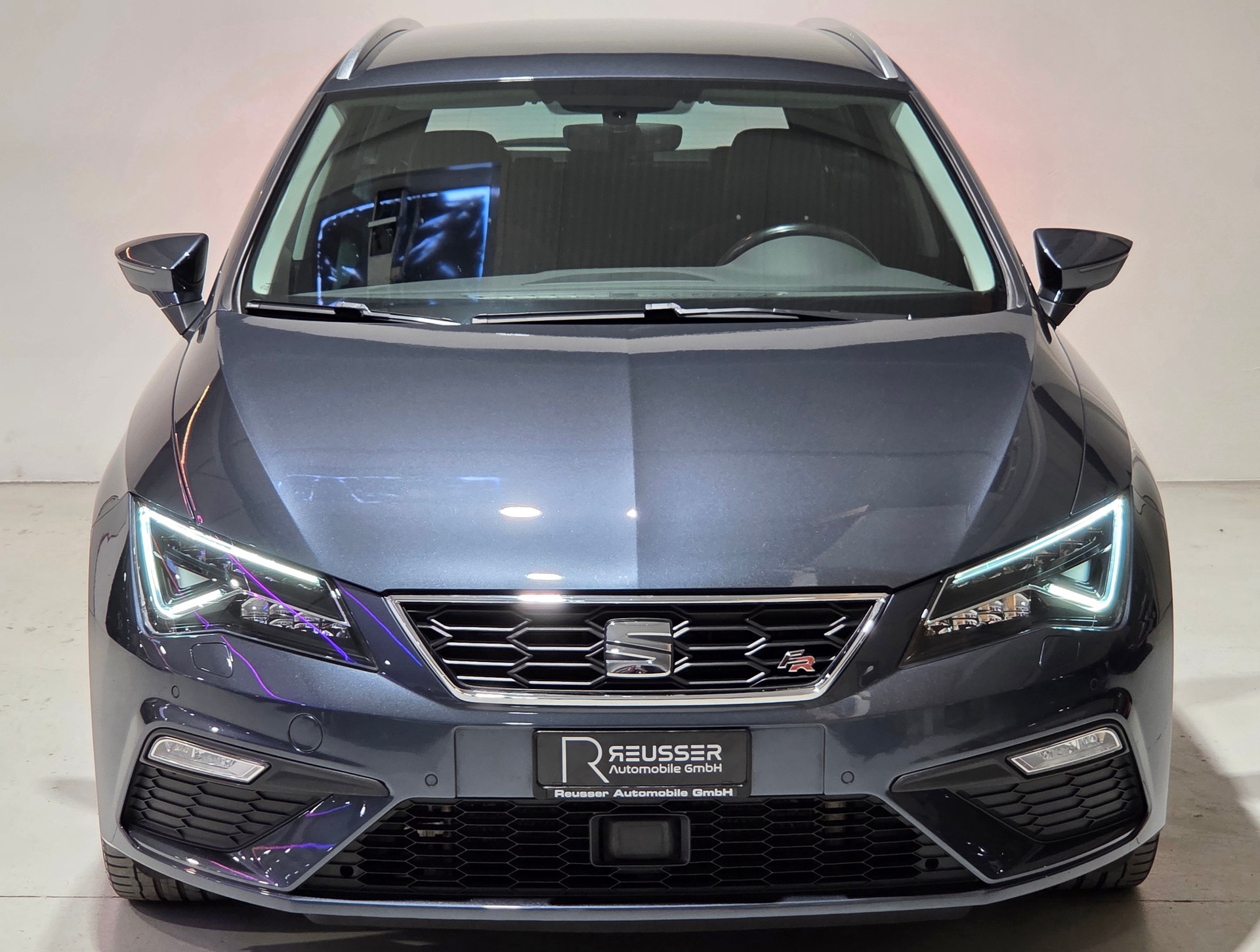 SEAT Leon ST 2.0 TSI SWISS FR DSG-image-17