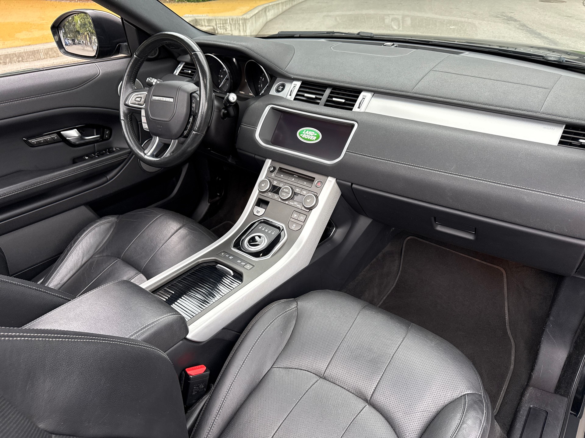 LAND ROVER Range Rover Evoque Convert. 2.0Si4 HSE Dynamic AT9-image-11