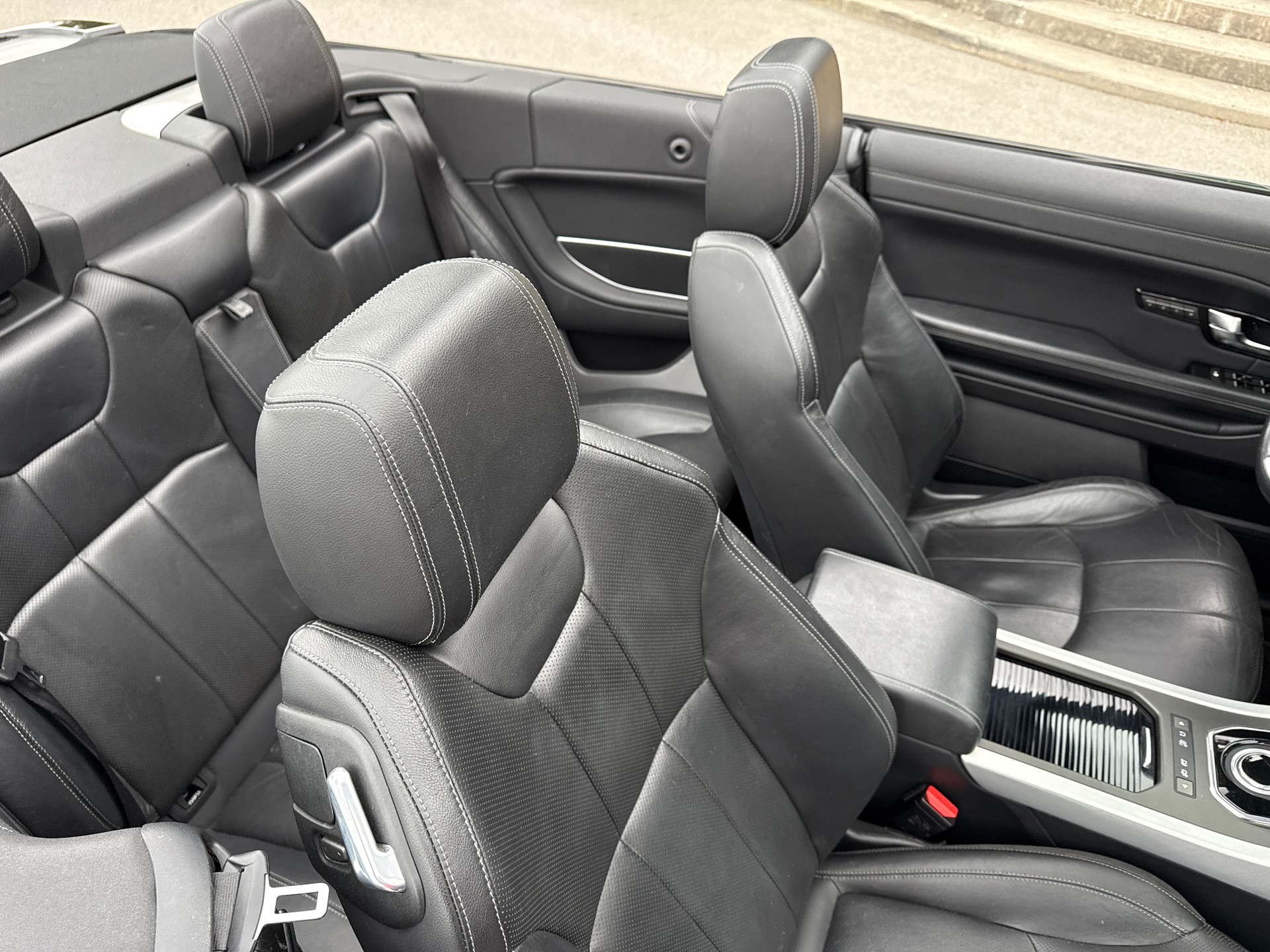 LAND ROVER Range Rover Evoque Convert. 2.0Si4 HSE Dynamic AT9-image-12