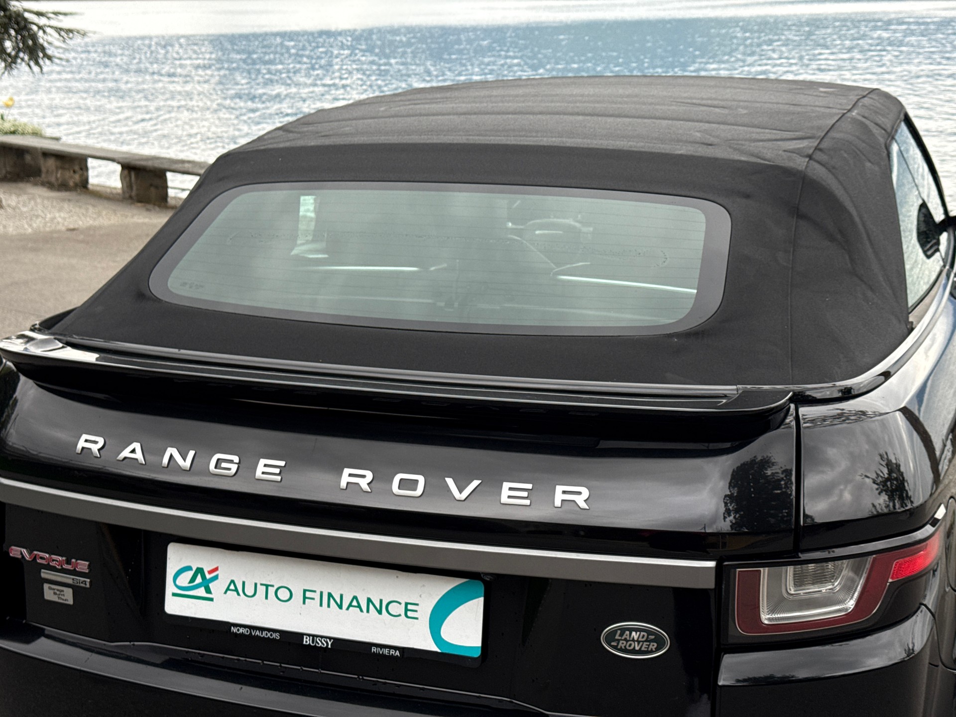 LAND ROVER Range Rover Evoque Convert. 2.0Si4 HSE Dynamic AT9-image-28
