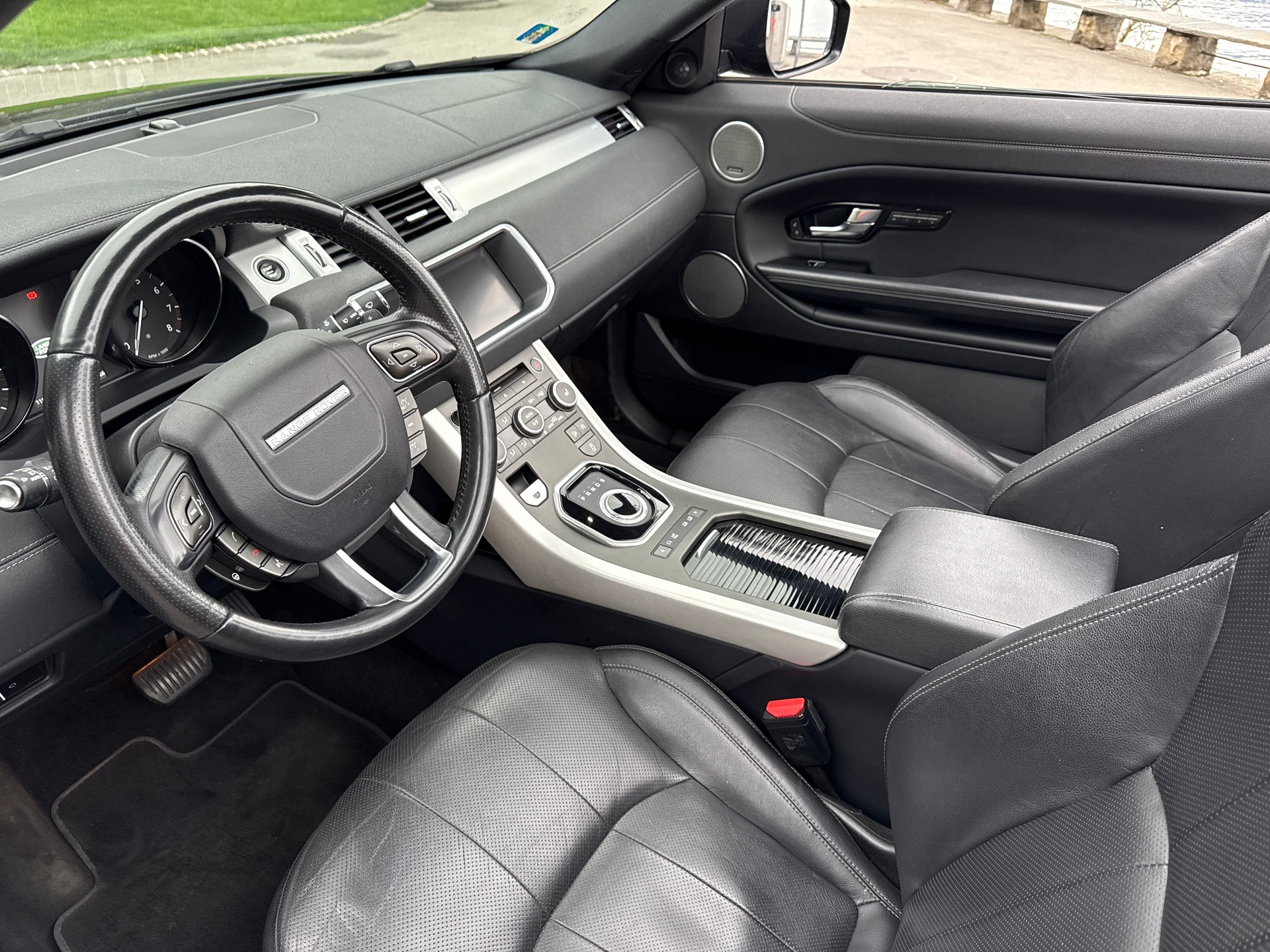 LAND ROVER Range Rover Evoque Convert. 2.0Si4 HSE Dynamic AT9-image-10