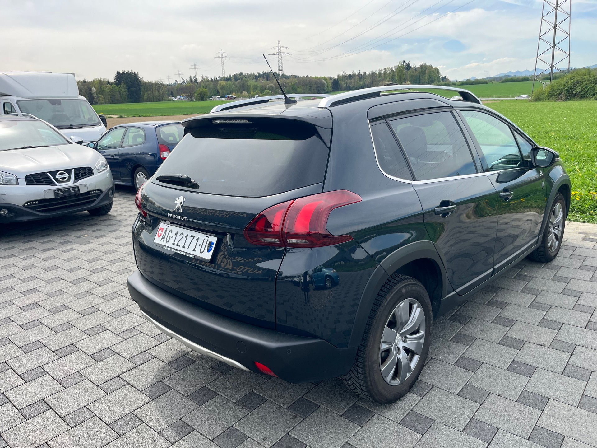 PEUGEOT 2008 1.2 PureTech Signature EAT6-image-7