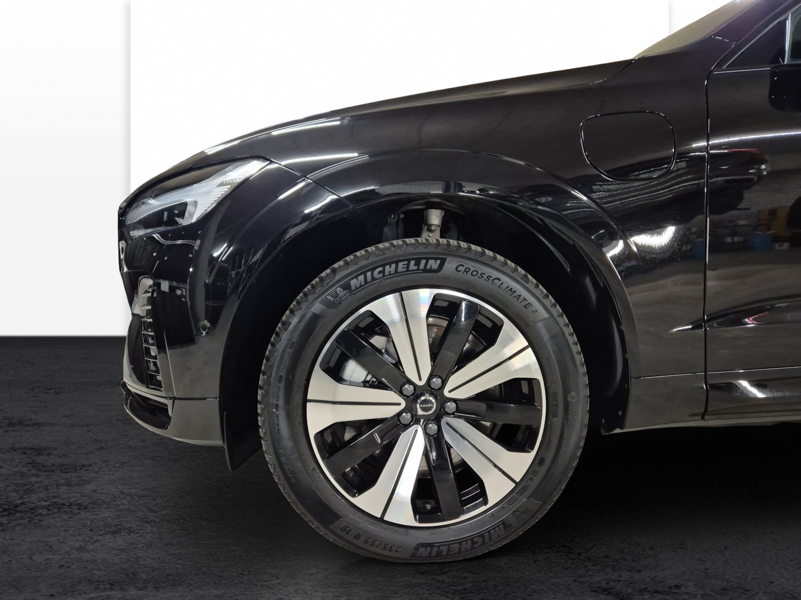 VOLVO XC60 2.0 T8 TE Plus Dark eAWD-image-19