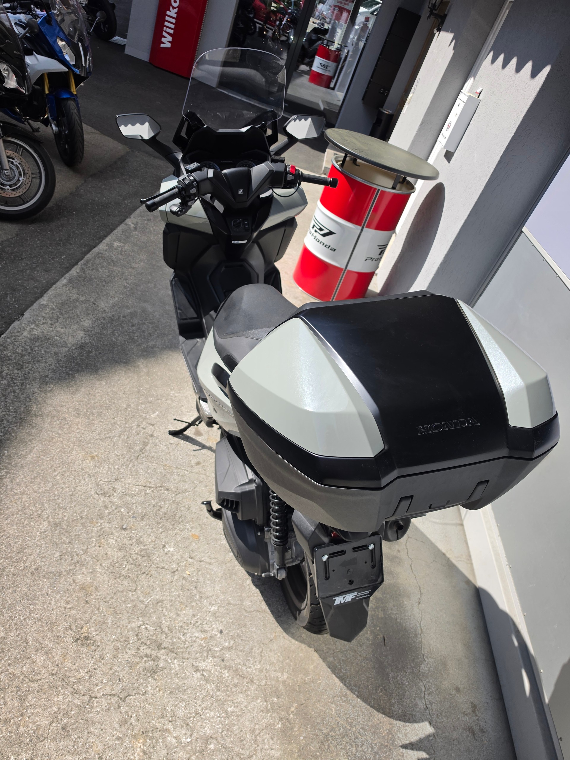 HONDA NSS 350 Smart Top Box-image-2