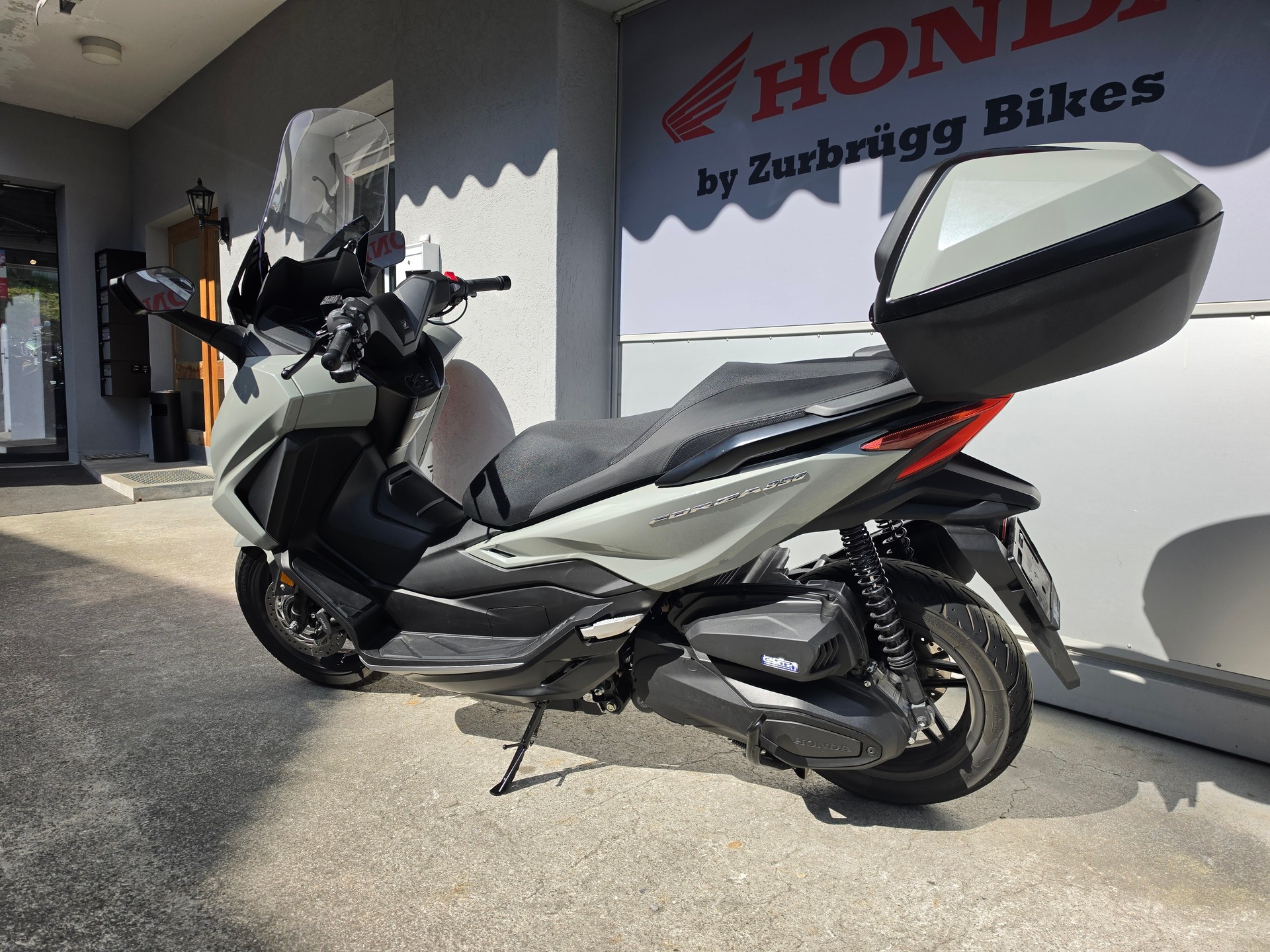 HONDA NSS 350 Smart Top Box-image-1