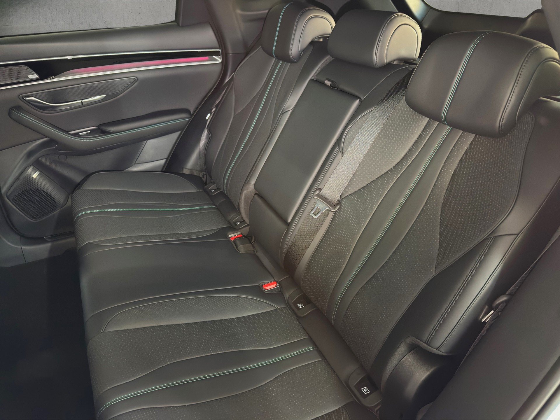 BYD Seal U DM-i Boost "Pano-Leder-360°Kamera"-image-10