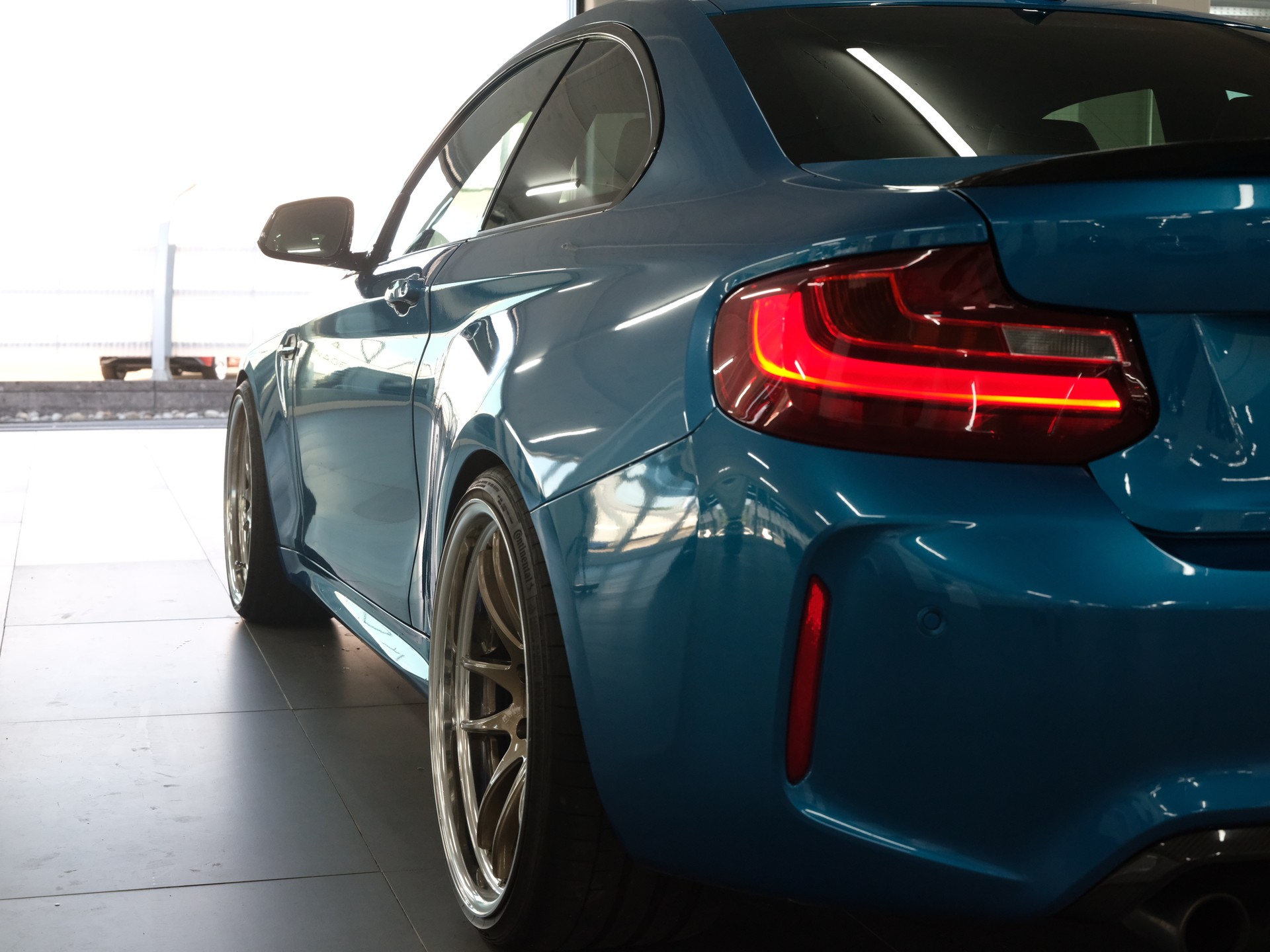 BMW M2 Drivelogic *Performance Abgassanlage* *KW Fahrwerk* *Individual*-image-17