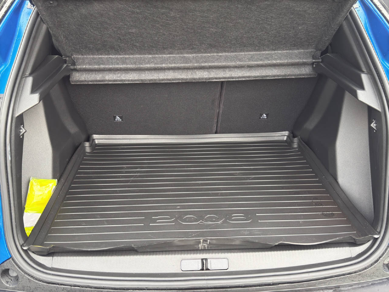 PEUGEOT 2008 e-Allure Pack-image-10